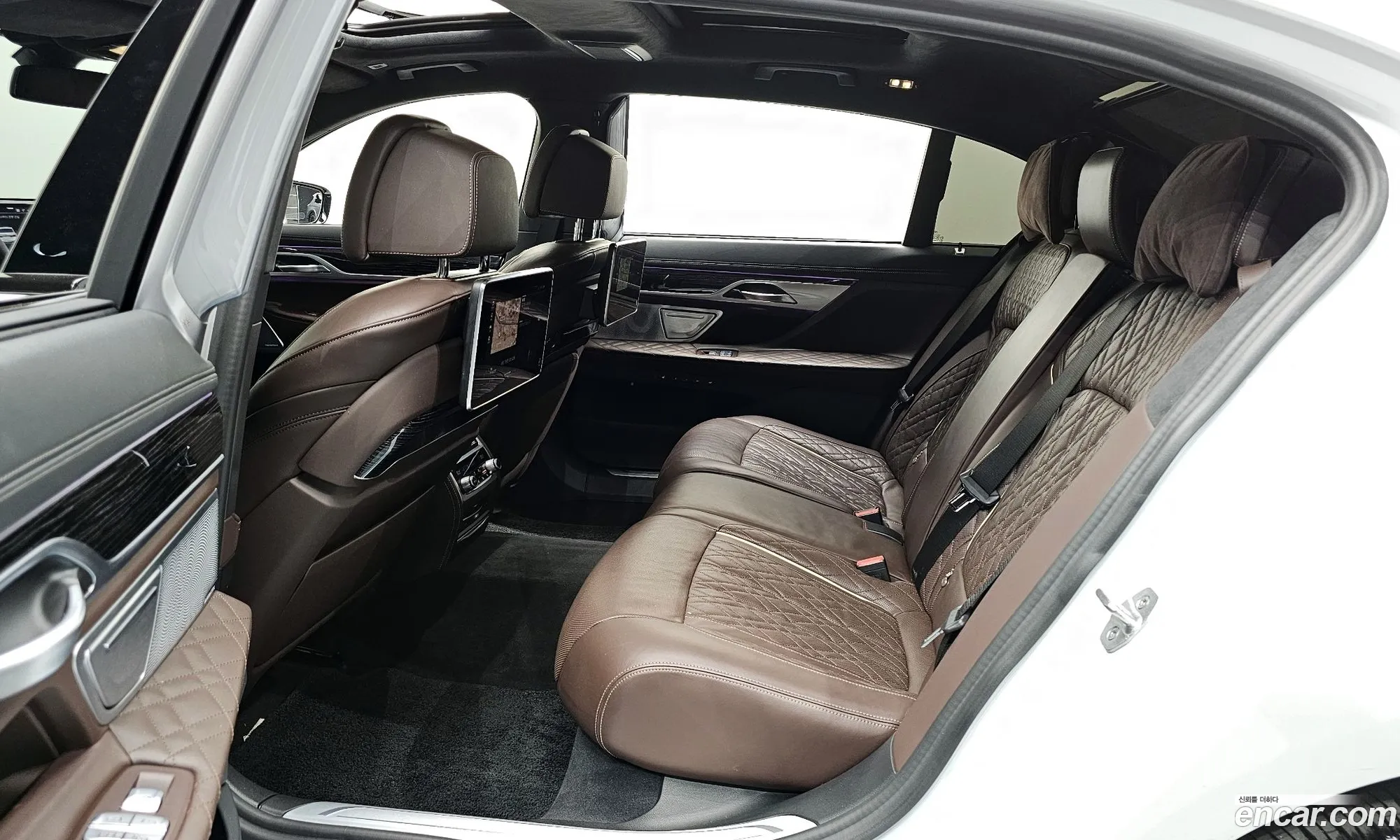 BMW 7 Series 2022 — 19
