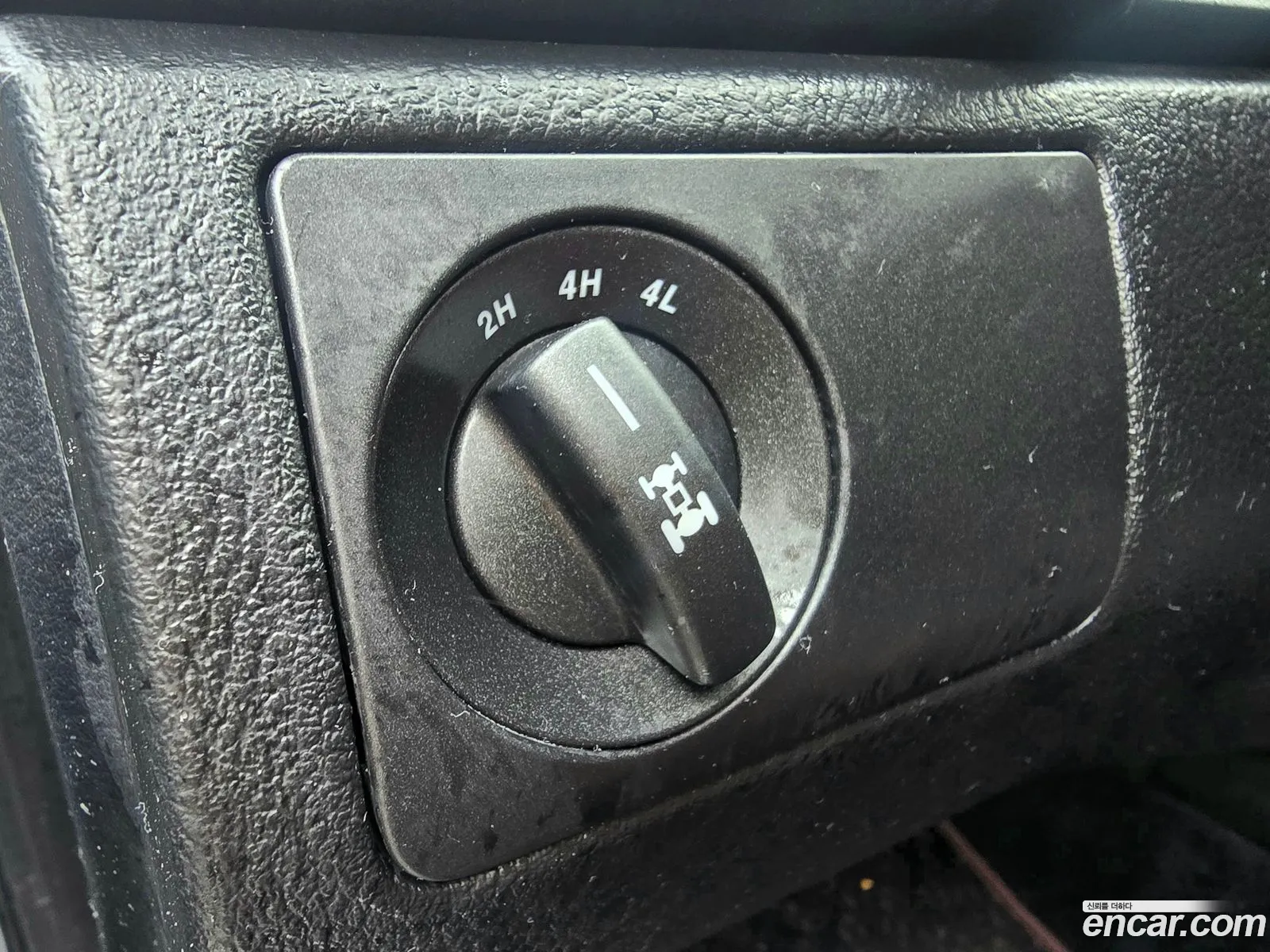 KG Mobility (SsangYong) Super Rexton 2011 — 15
