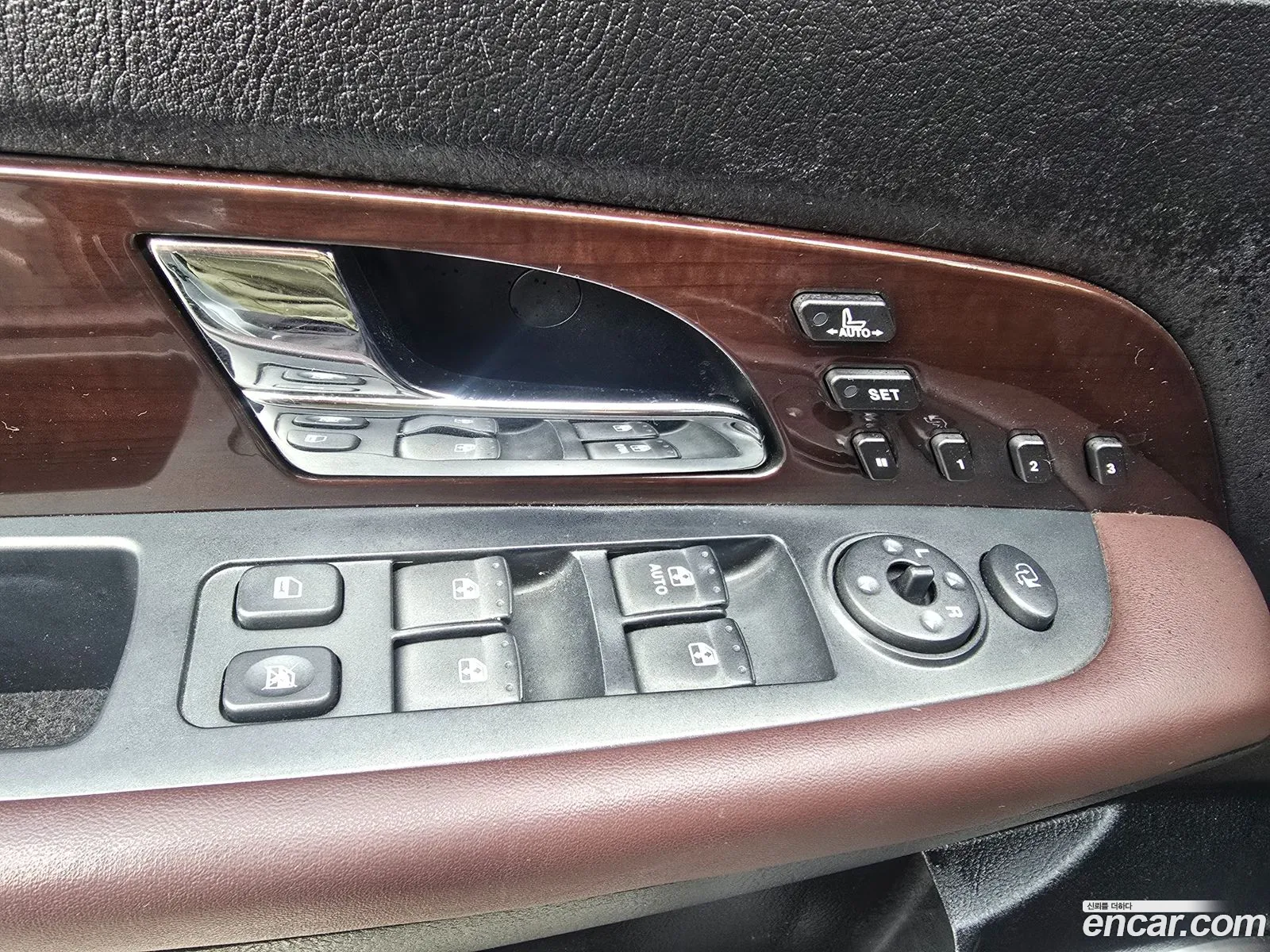 KG Mobility (SsangYong) Super Rexton 2011 — 3