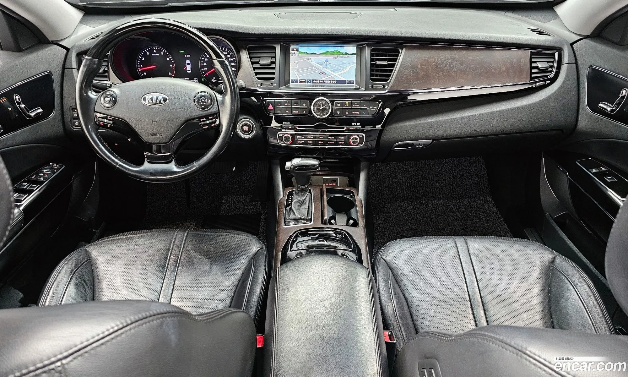 Kia K9 2012 — 10
