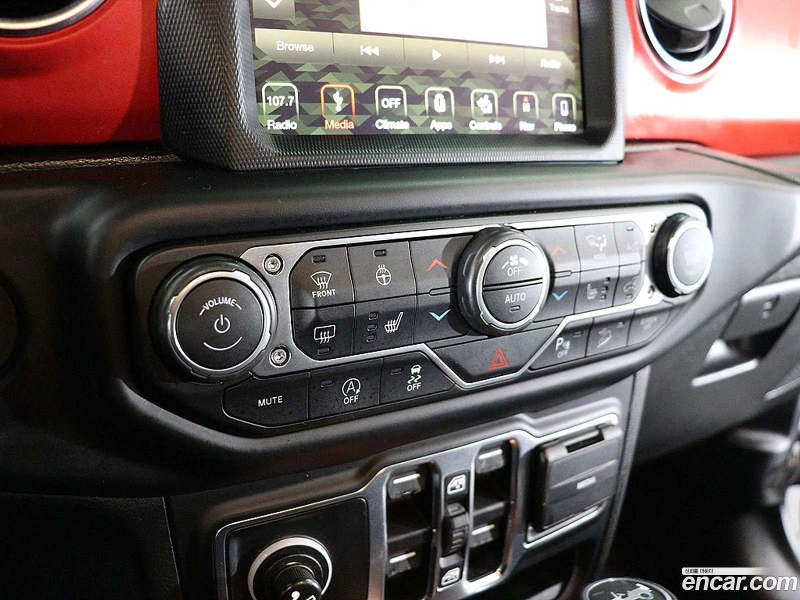 Jeep Wrangler 2019 — 10
