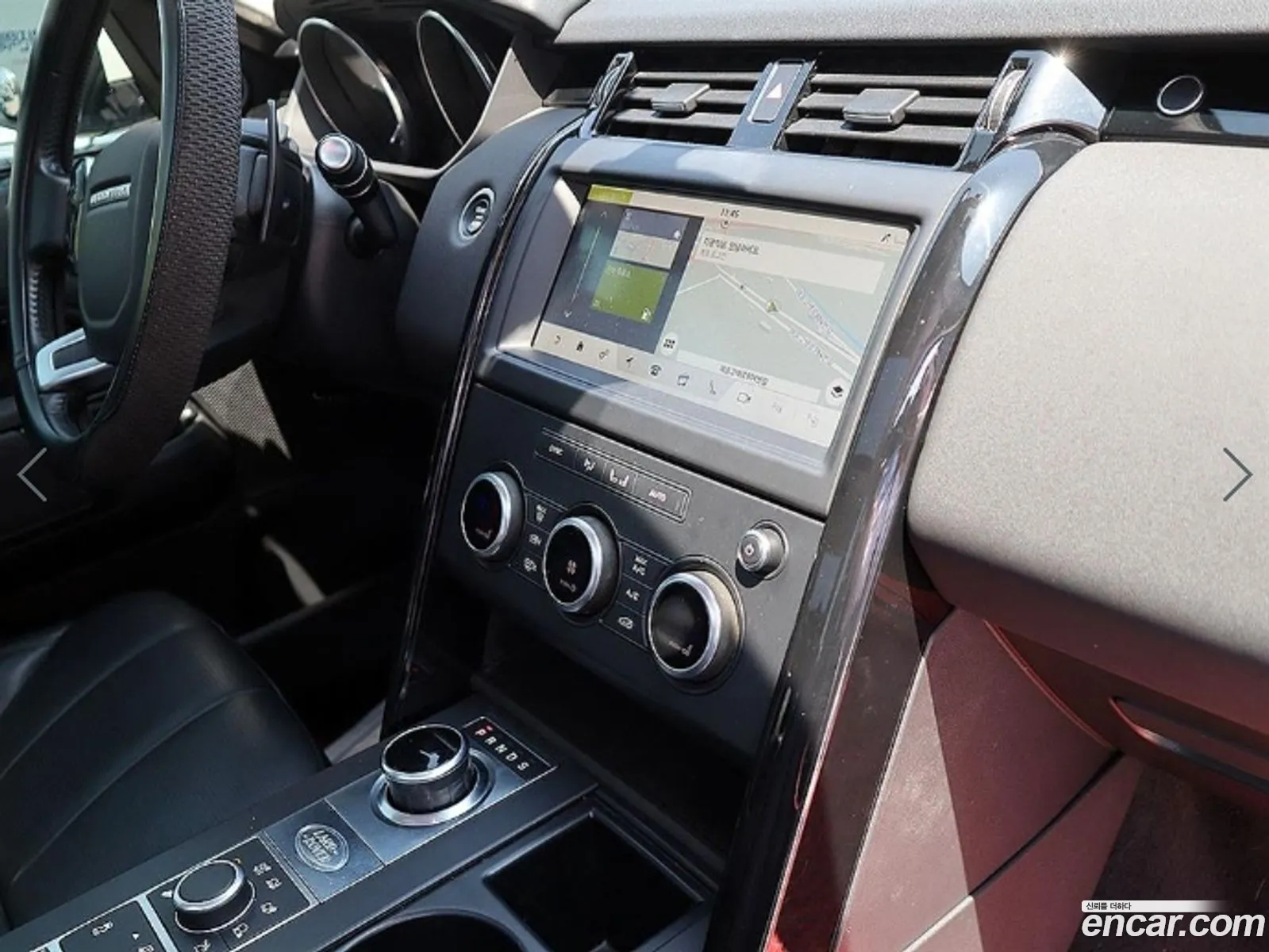 Land Rover Discovery 5 2019 — 17