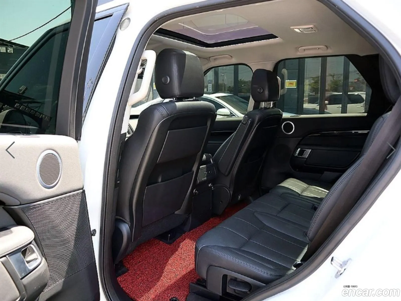 Land Rover Discovery 5 2019 — 10
