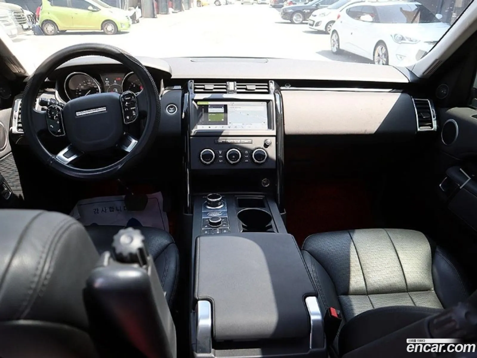 Land Rover Discovery 5 2019 — 13