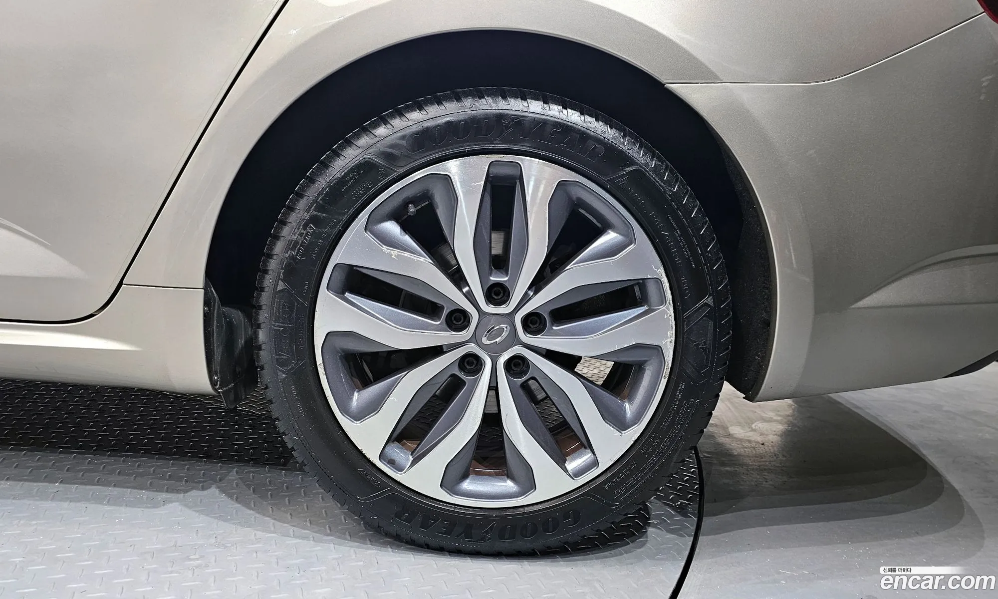 Renault Korea (Samsung) SM6 2016 — 6
