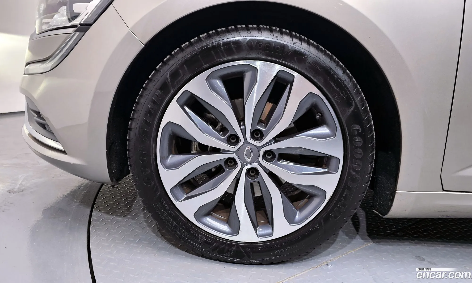 Renault Korea (Samsung) SM6 2016 — 26