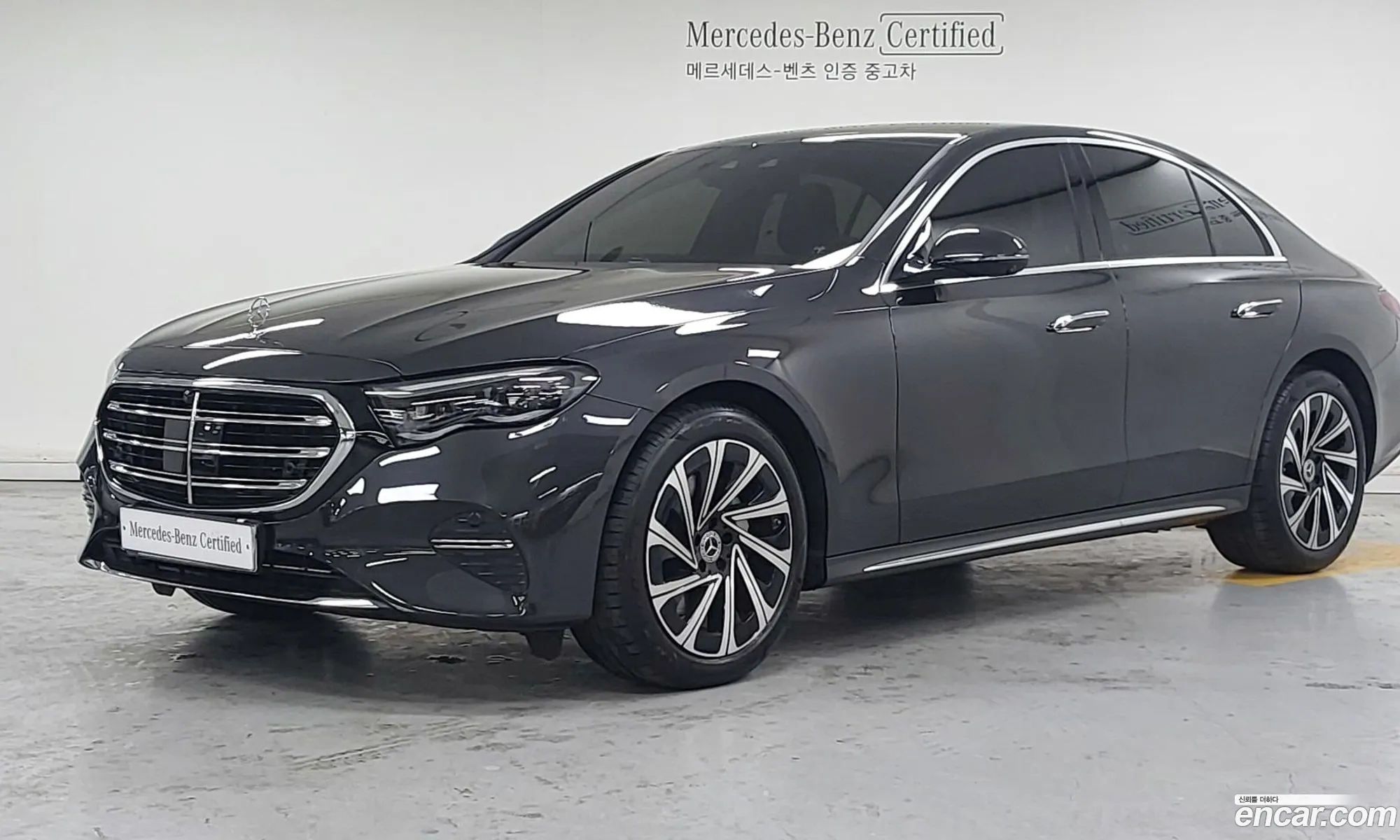 Mercedes-Benz E-Class W214 2024 — 16