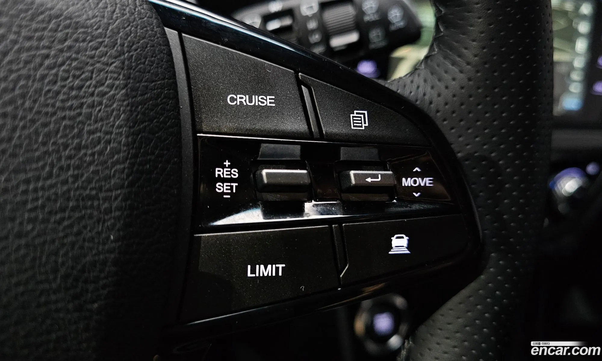 KG Mobility (SsangYong) Beautiful Korando 2020 — 30