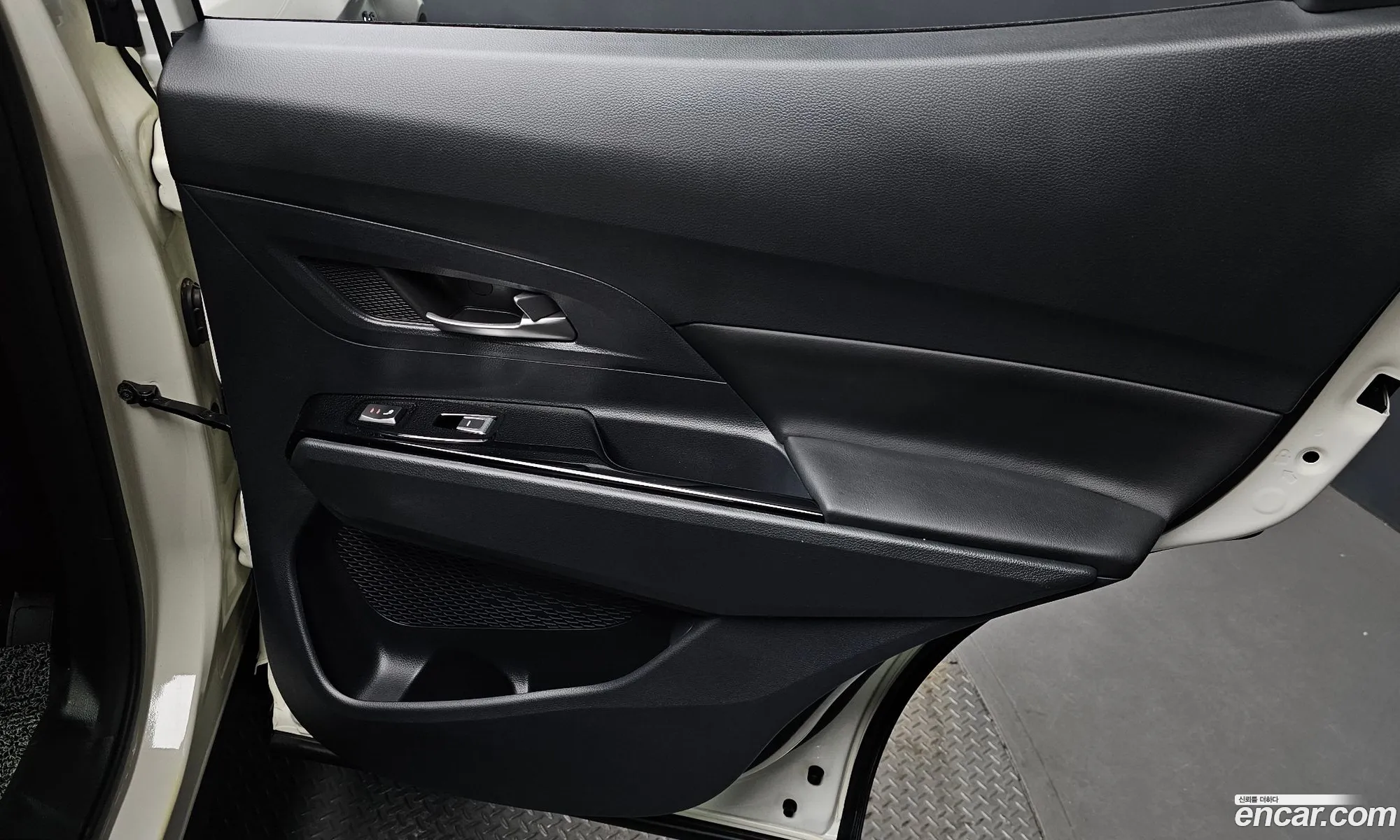 KG Mobility (SsangYong) Beautiful Korando 2020 — 16