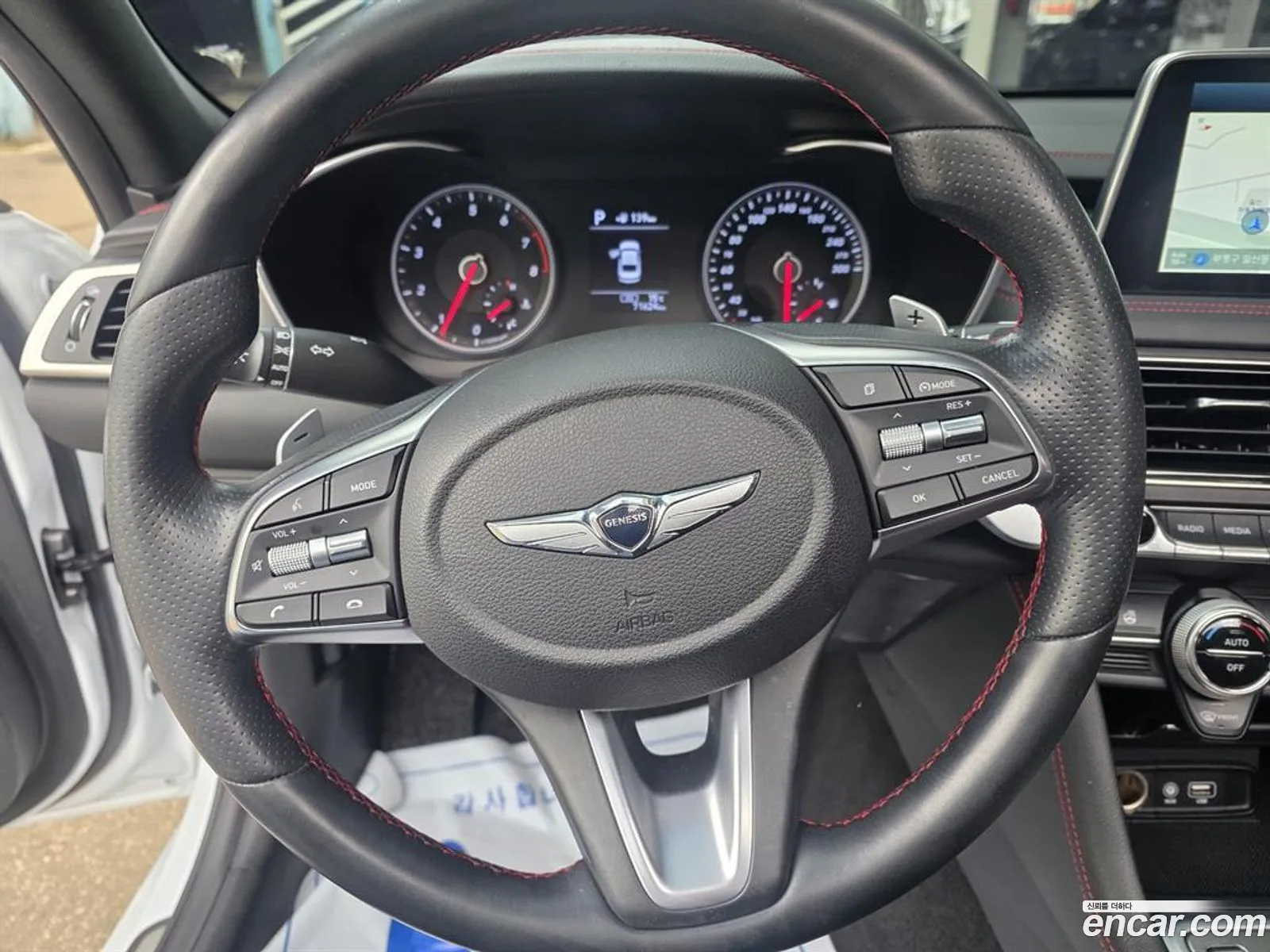 Genesis G70 2018 — 12