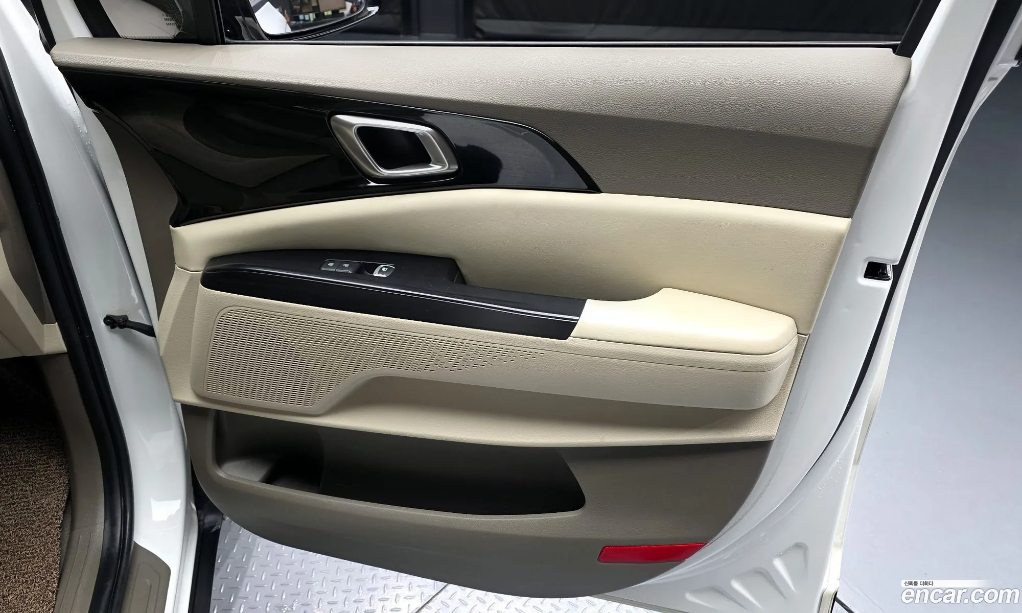 Kia Carnival 2023 — 26