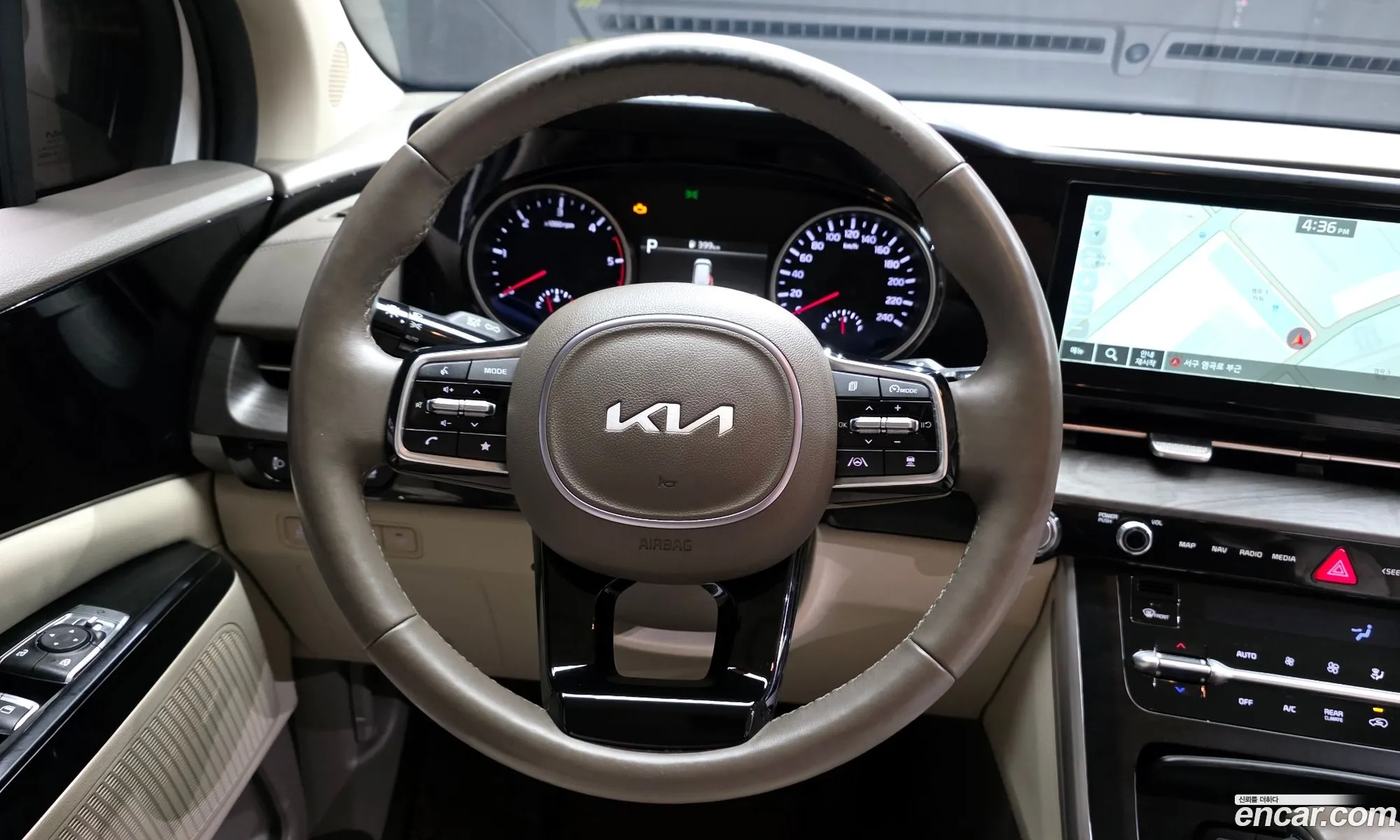 Kia Carnival 2023 — 22