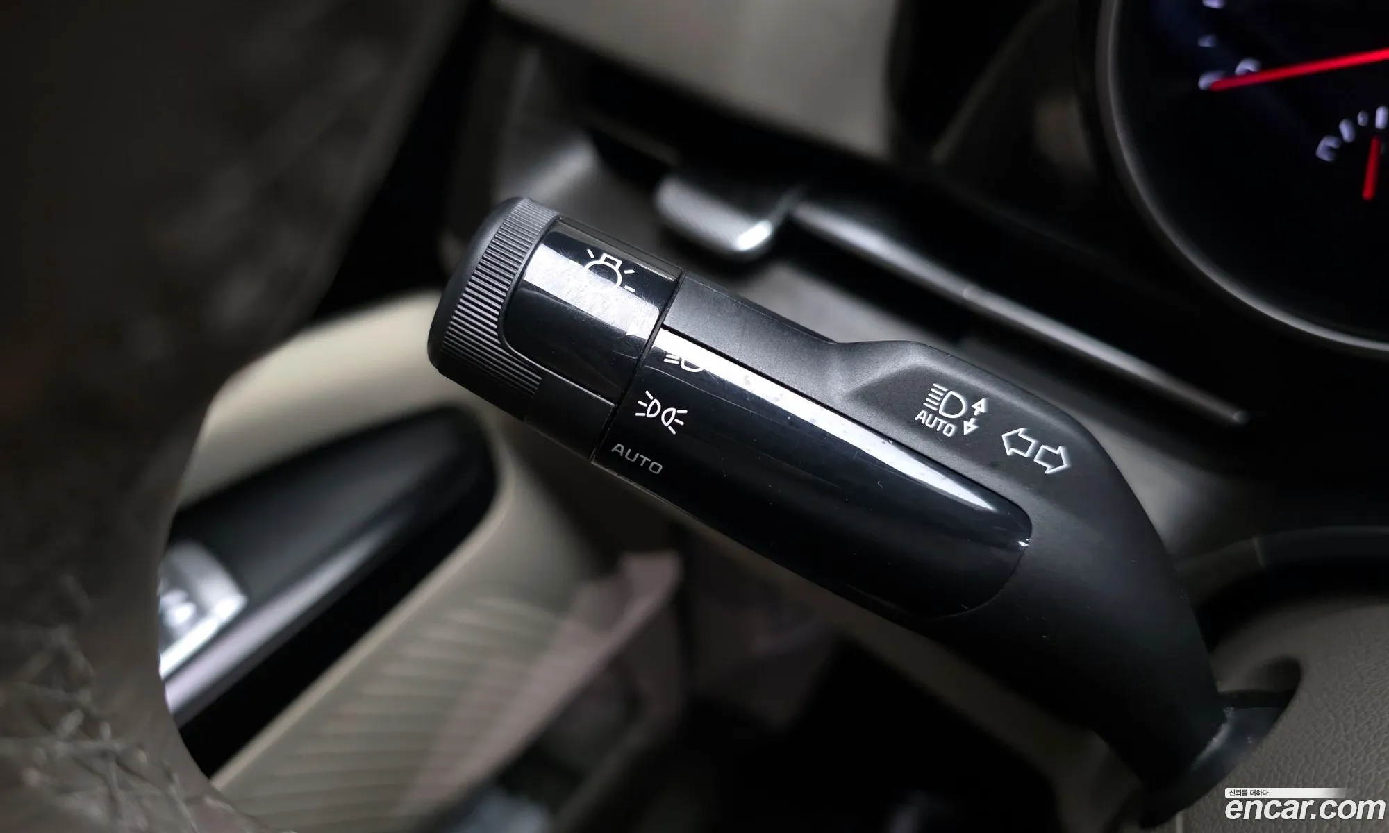 Kia Carnival 2023 — 12