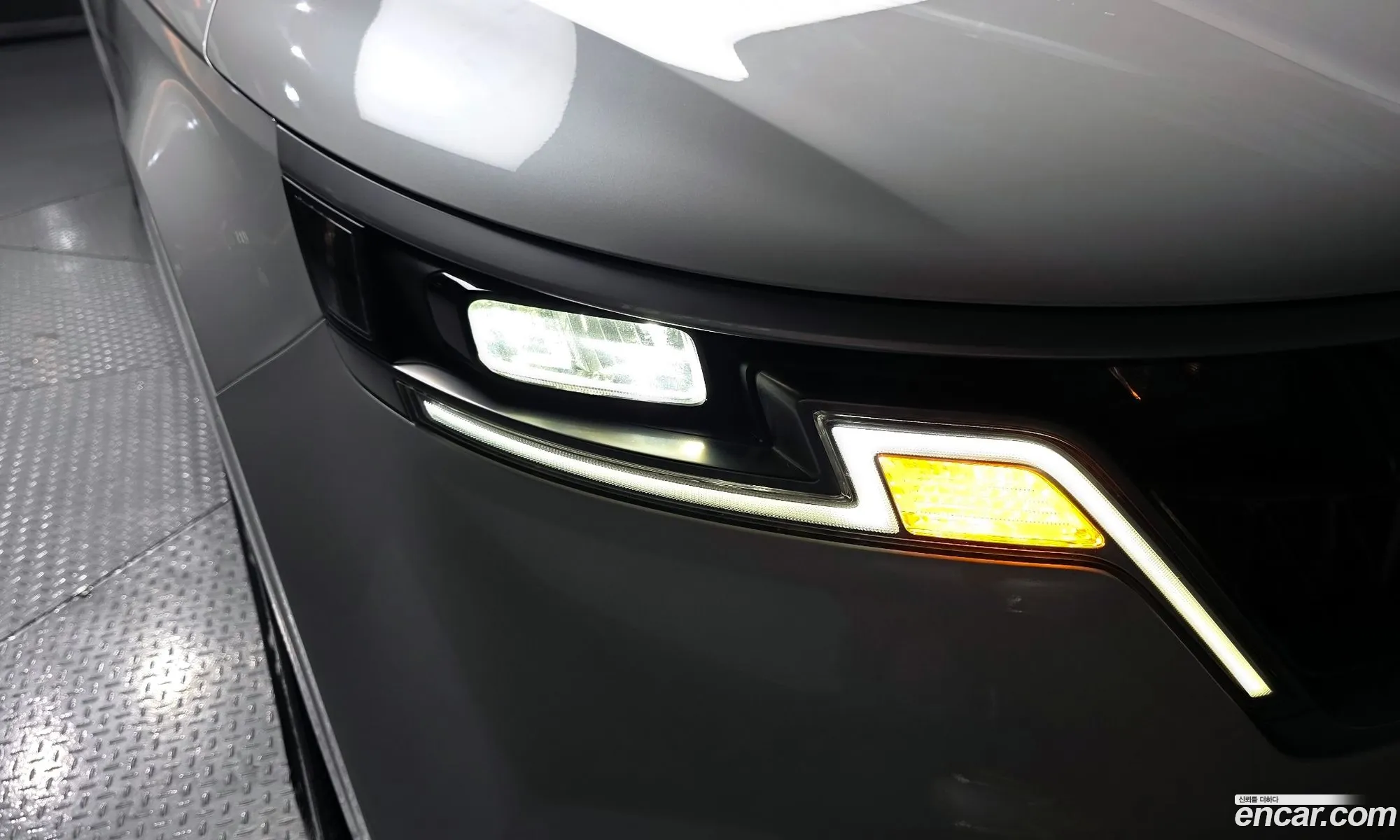 Kia Carnival 2023 — 10