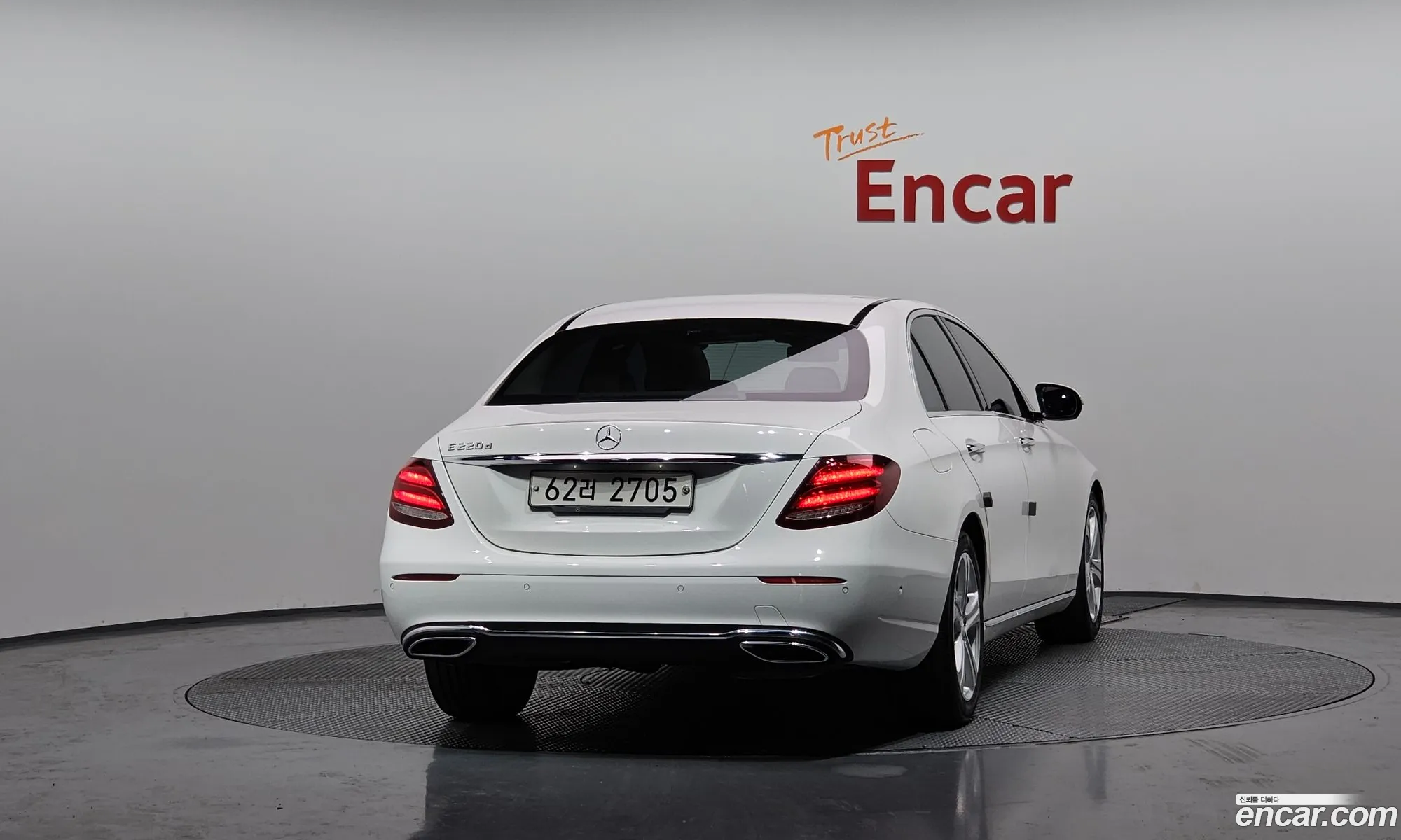 Mercedes-Benz E-Class W213 2016 — 2