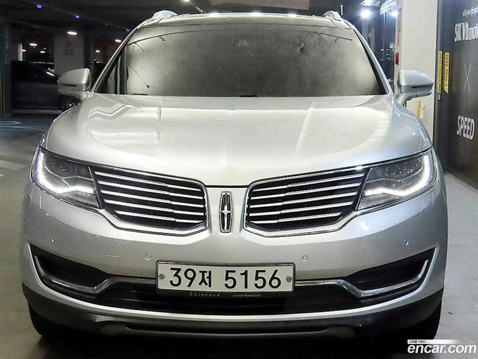 Lincoln MKX 2018 — 20