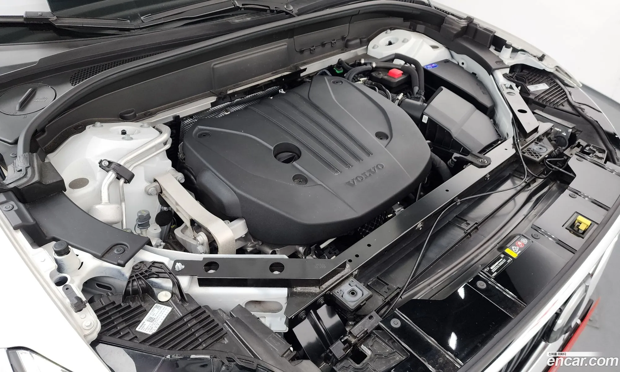 Volvo XC60 2023 LYVUZL122RB788952 — 17
