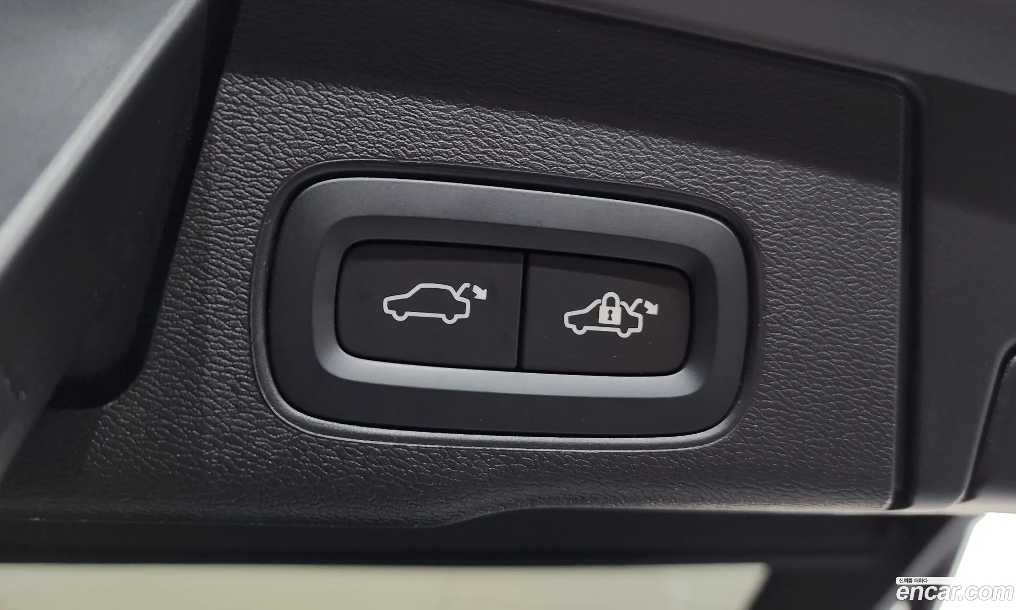 Volvo XC60 2023 LYVUZL122RB788952 — 21