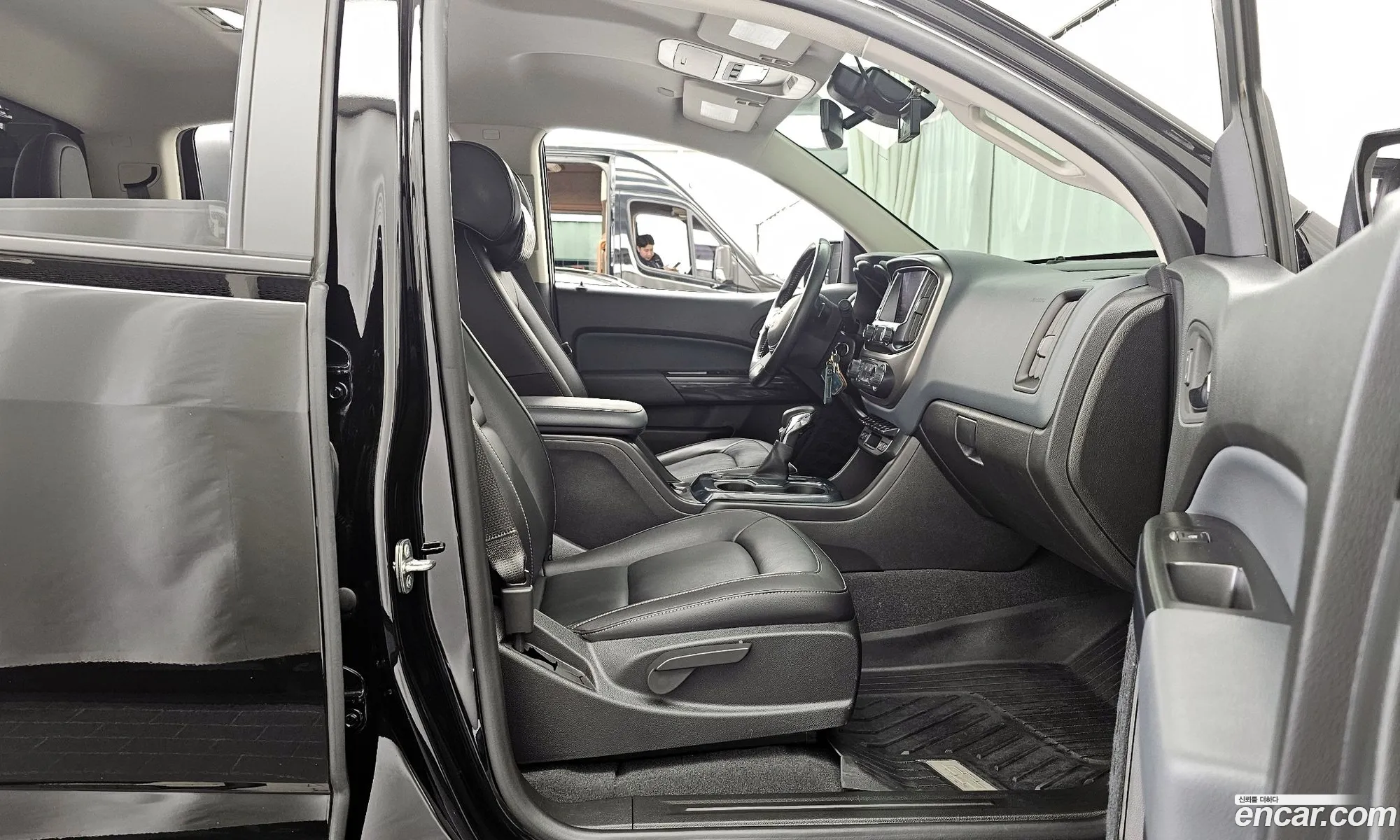 Chevrolet (GM Daewoo) Real New Colorado 2022 — 25