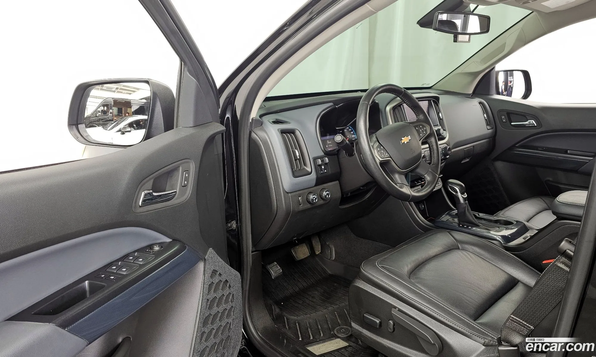 Chevrolet (GM Daewoo) Real New Colorado 2022 — 2