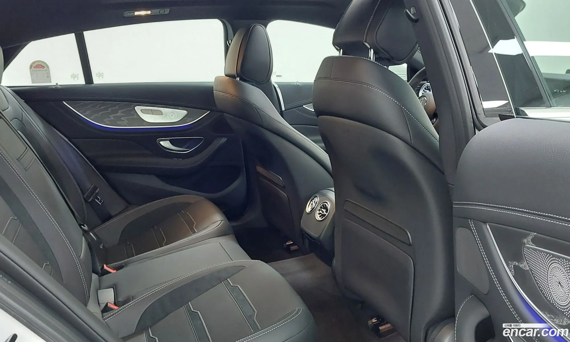 Mercedes-Benz AMG GT 2025 — 14