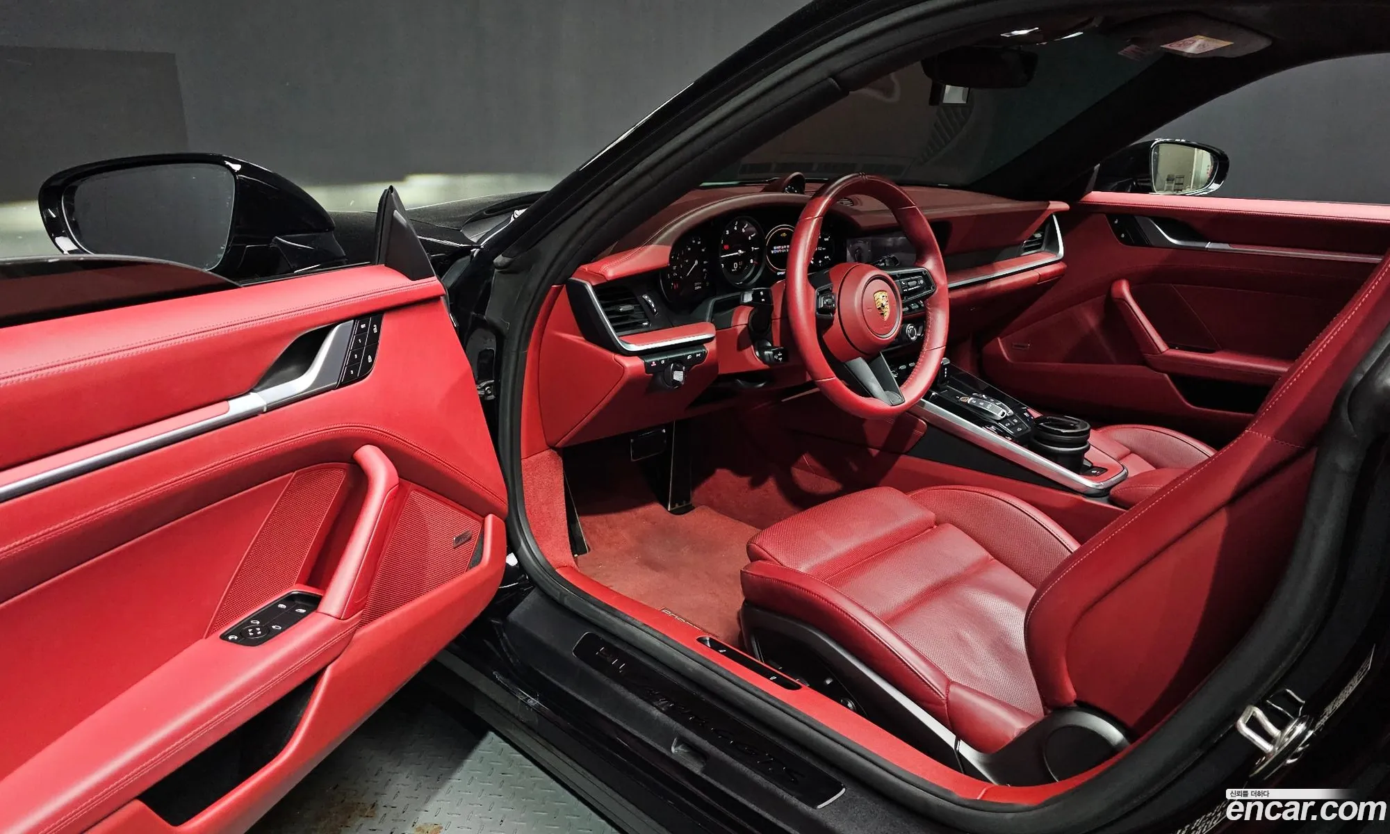 Porsche 911 2023 — 21