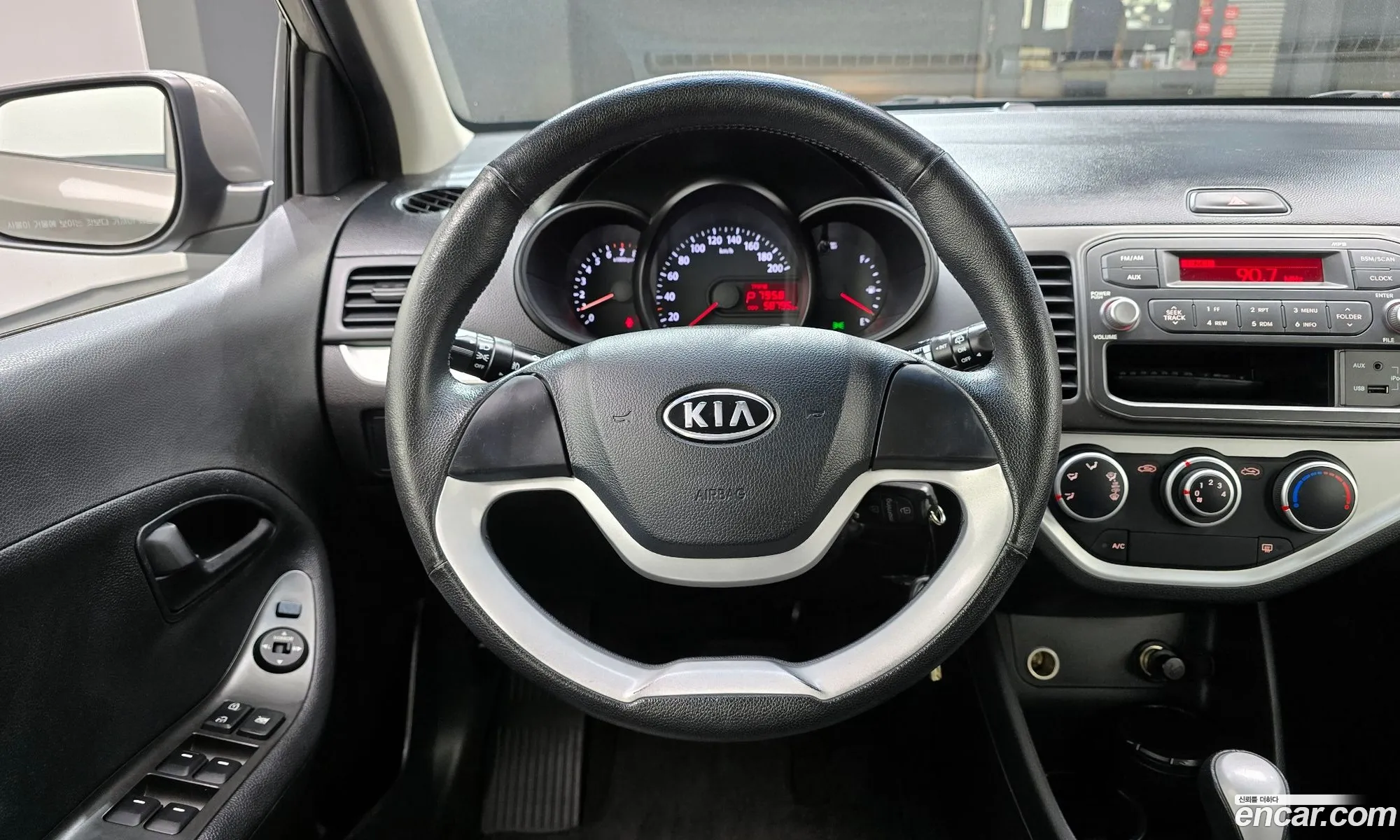 Kia Morning 2012 — 17