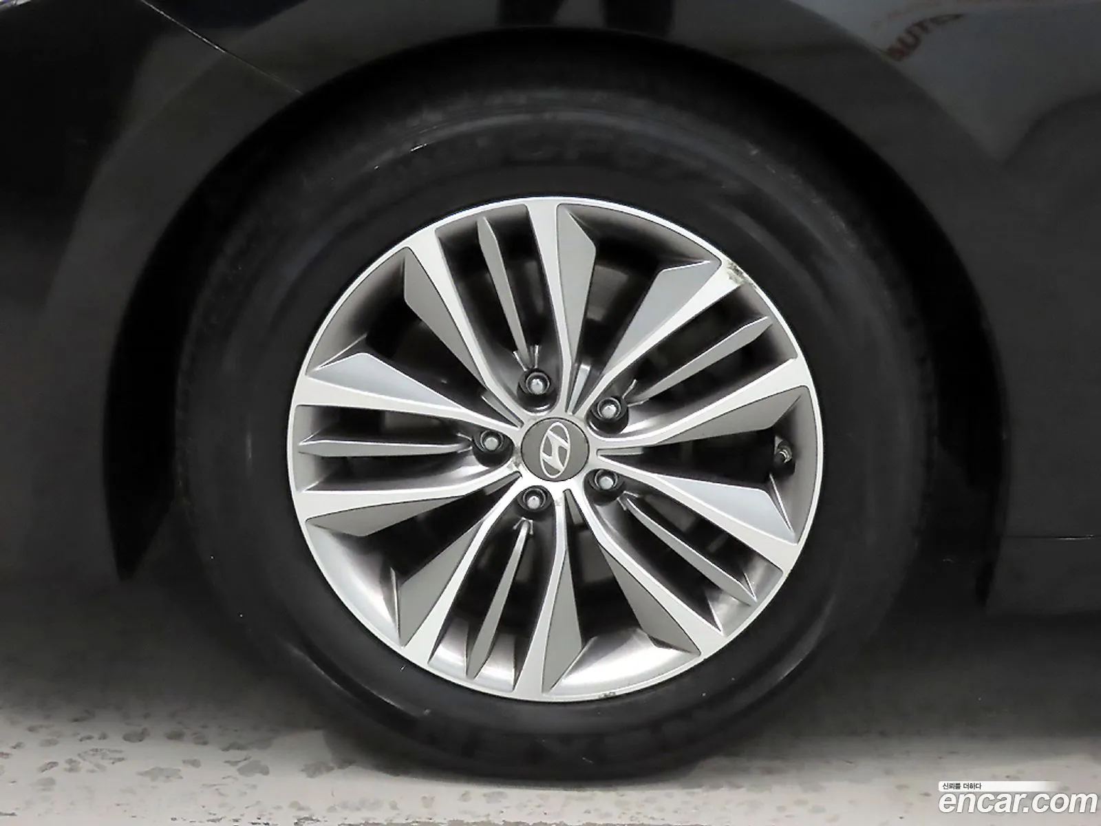 Hyundai Grandeur HG 2016 — 10
