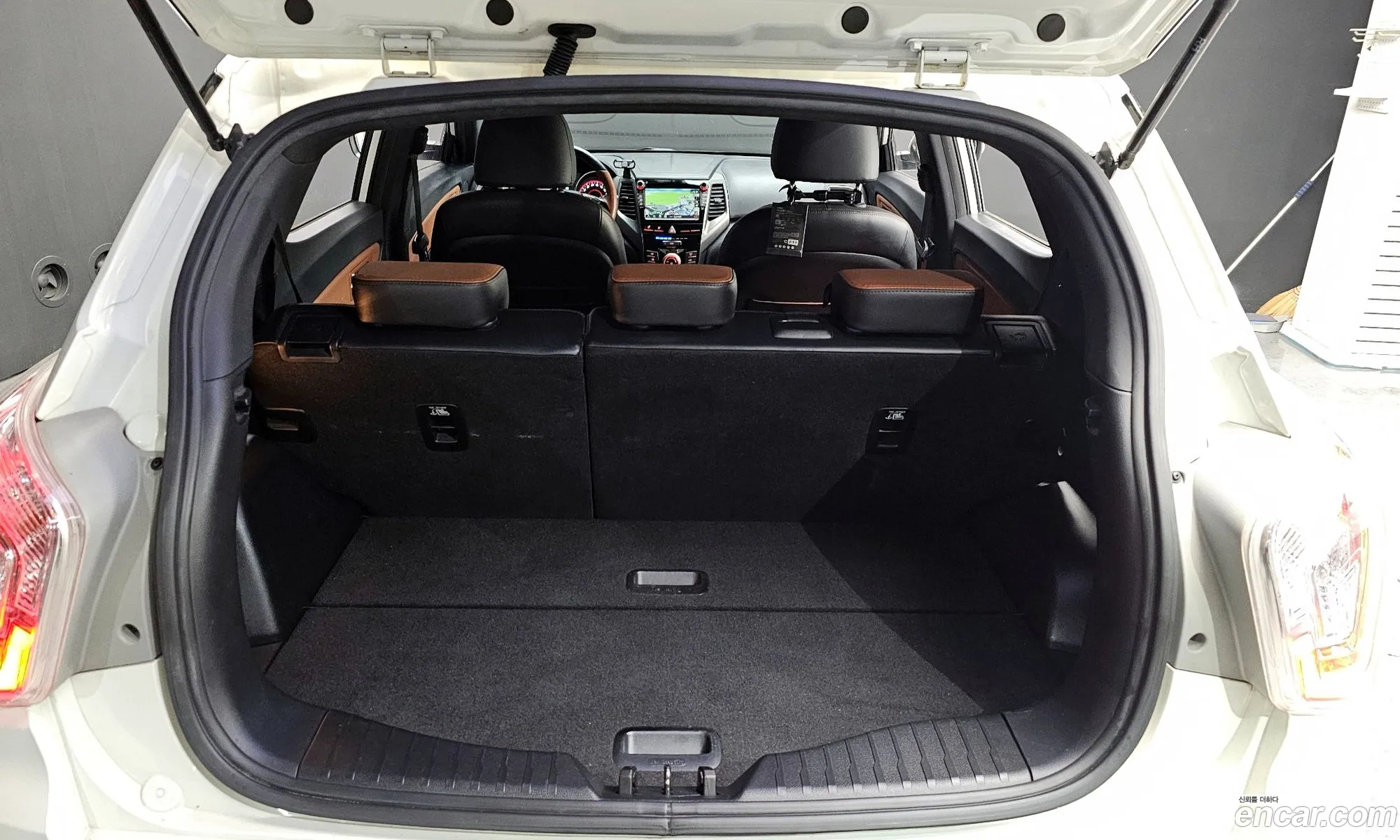 KG Mobility (SsangYong) Tivoli Armour 2018 — 22