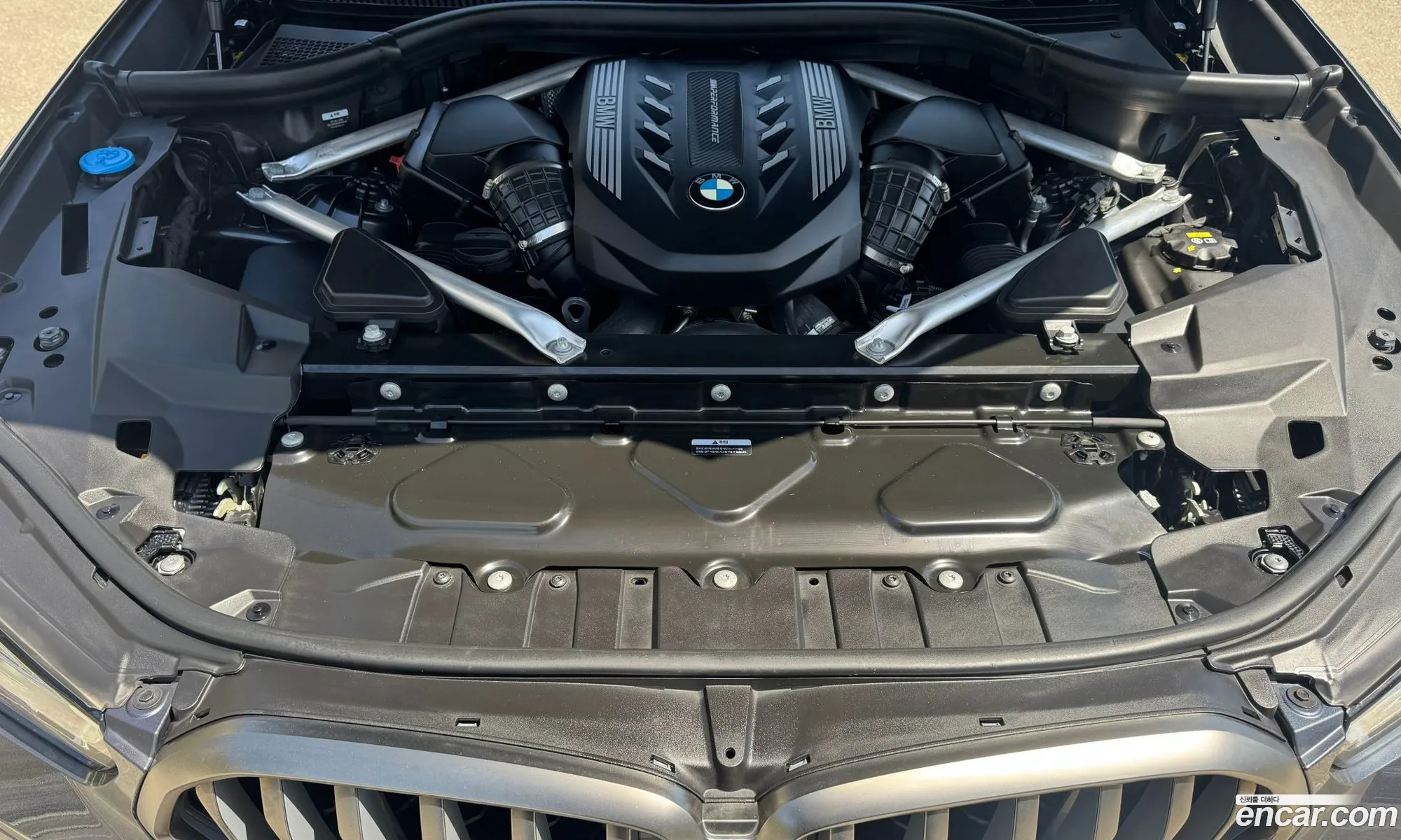 BMW X6 2022 — 11