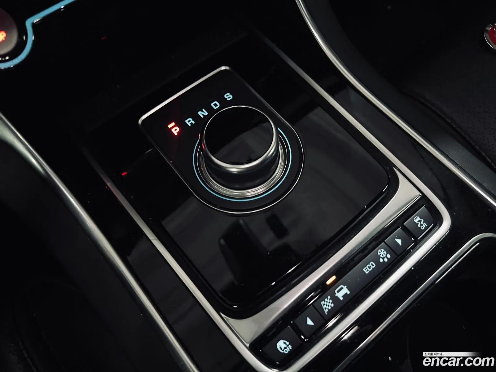 Jaguar XF 2018 — 20