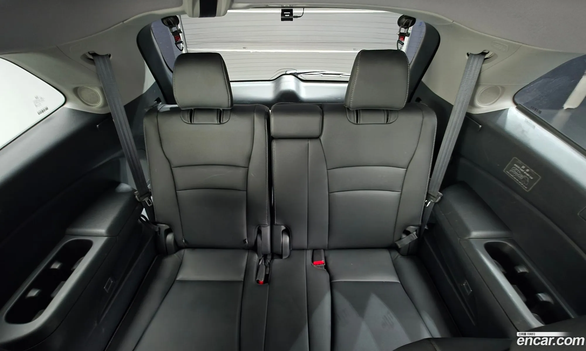 Honda Pilot 2019 5FNYF6800KB201320 — 6