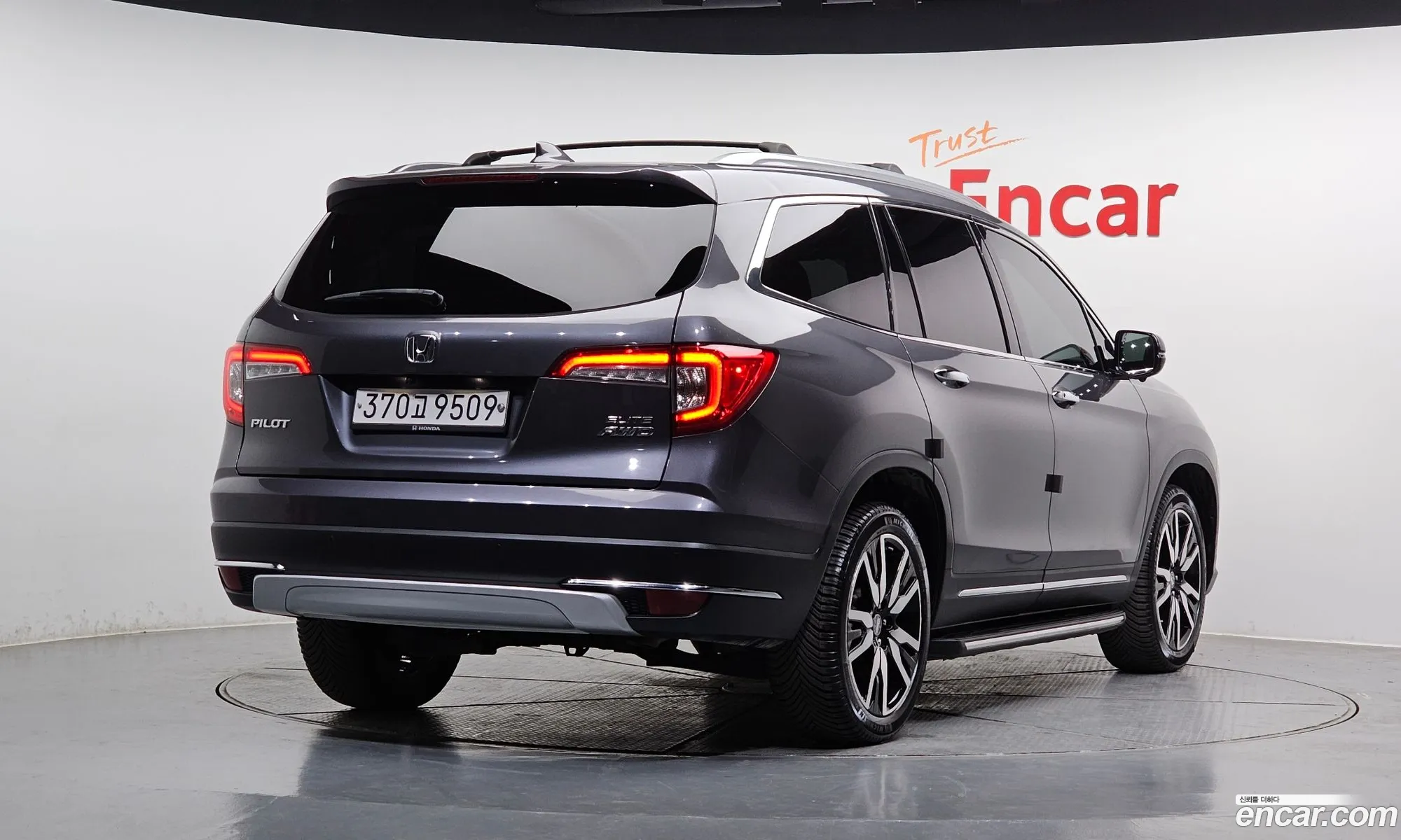 Honda Pilot 2019 5FNYF6800KB201320 — 25