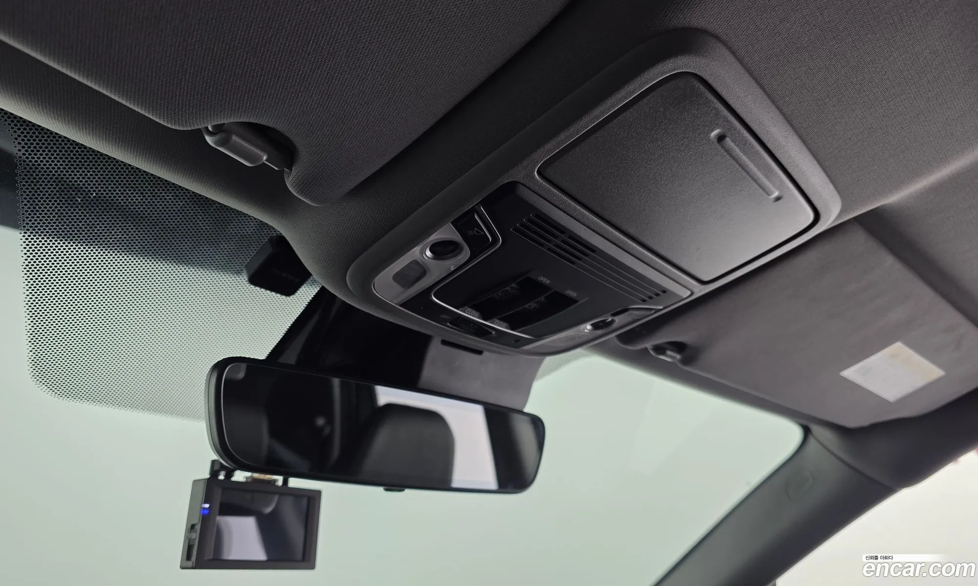 Honda Pilot 2019 5FNYF6800KB201320 — 29