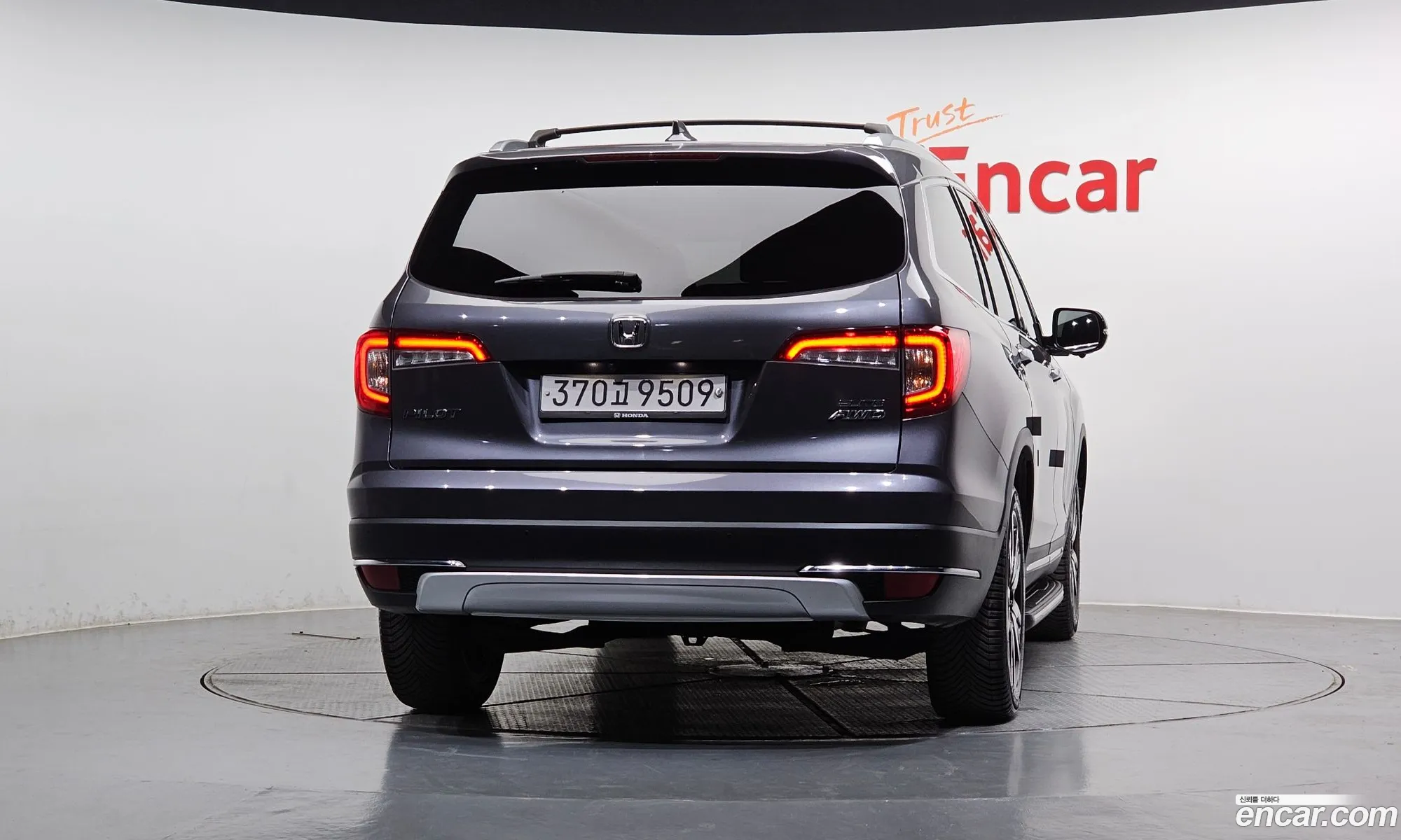 Honda Pilot 2019 5FNYF6800KB201320 — 11
