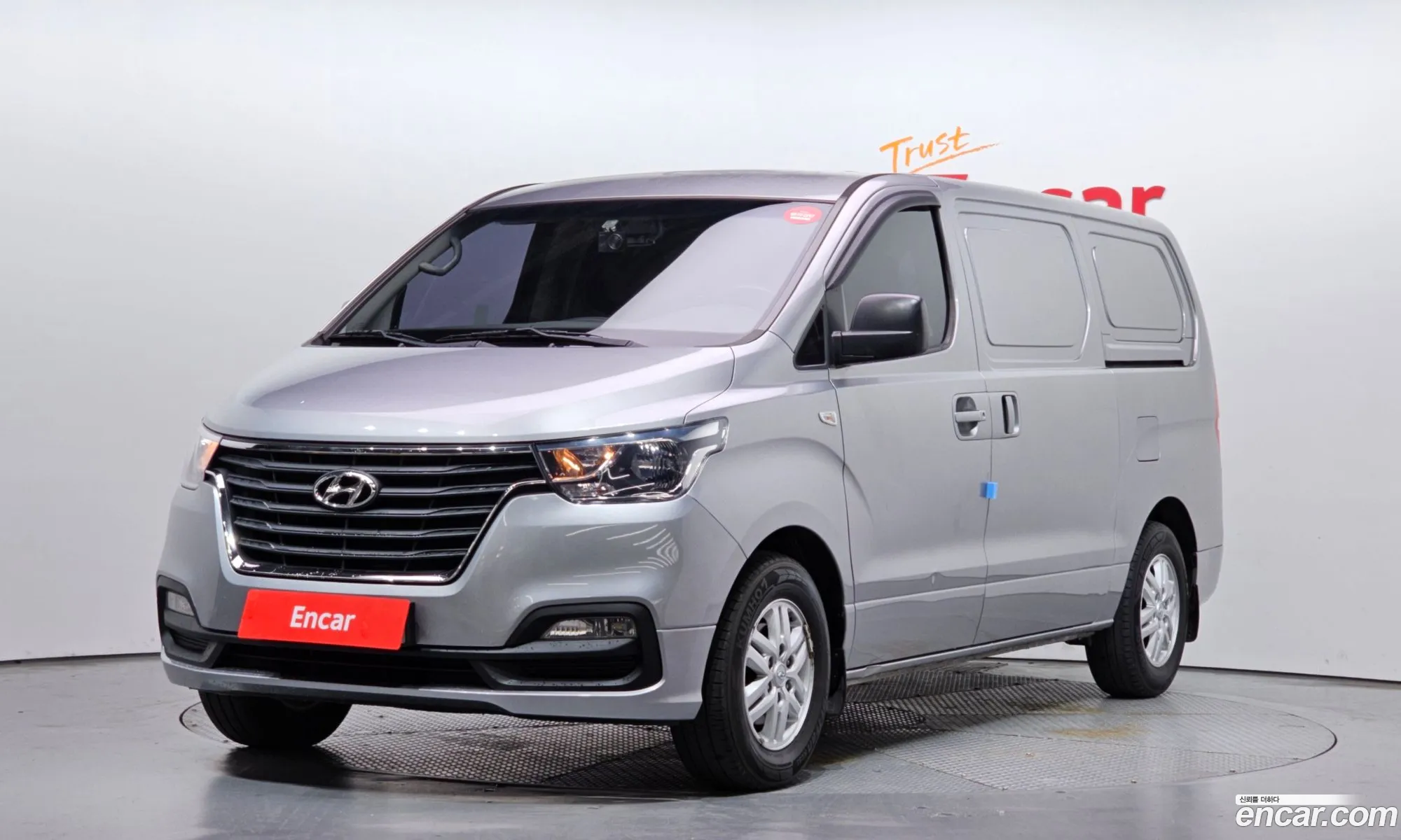 Hyundai Grand Starex 2018 — 3