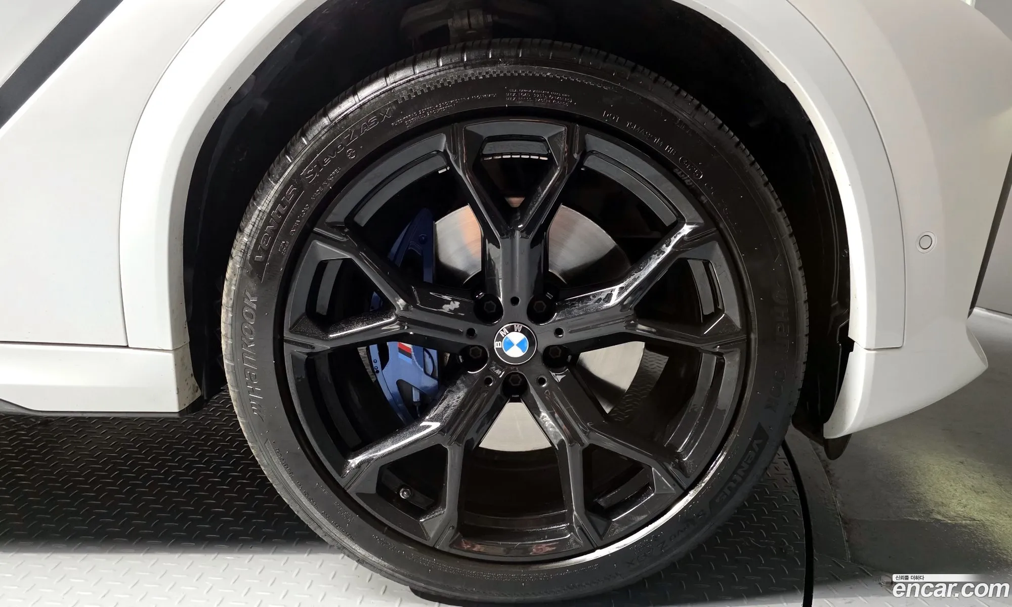 BMW X6 2022 — 26