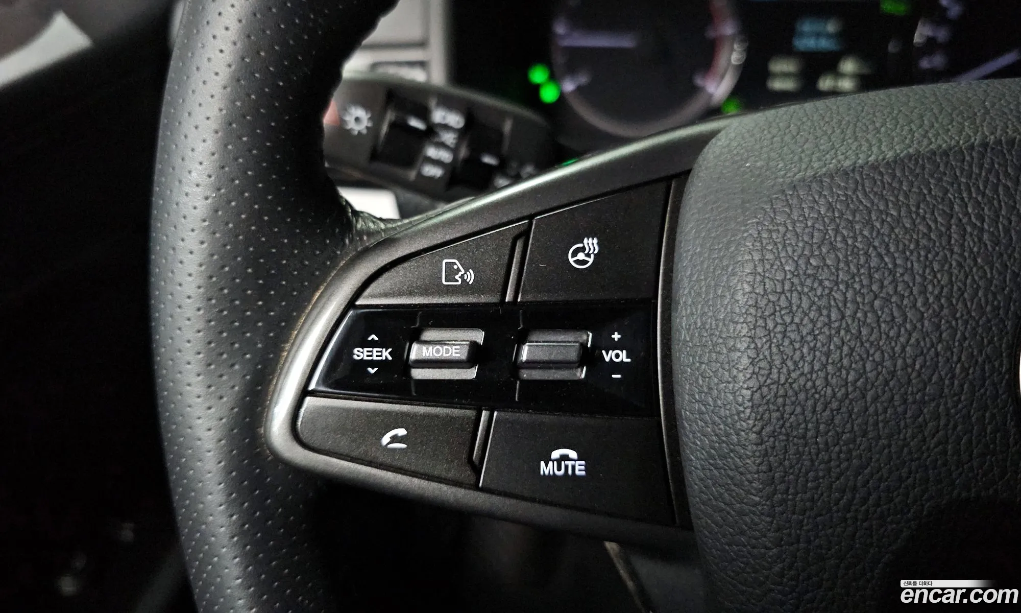 KG Mobility (SsangYong) Rexton Sports Khan 2020 — 12