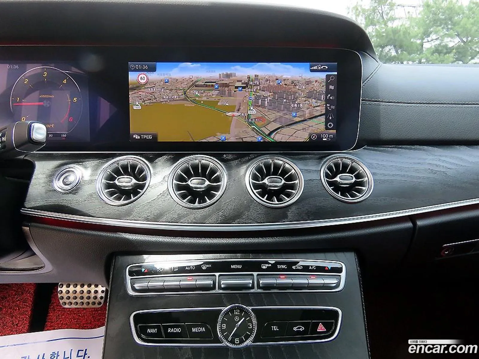 Mercedes-Benz E-Class W213 2017 — 14