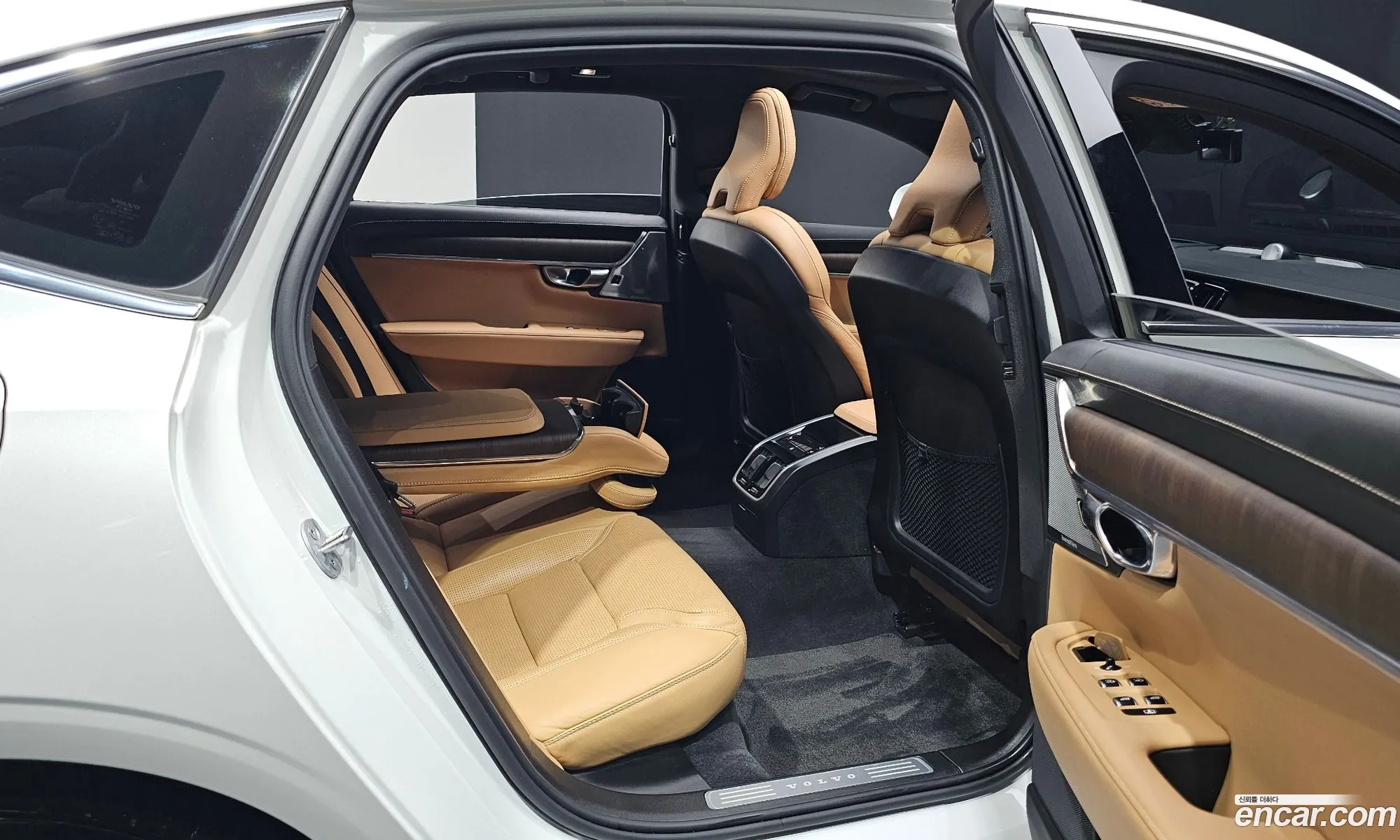 Volvo S90 2022 LVYPT062CNP270590 — 9