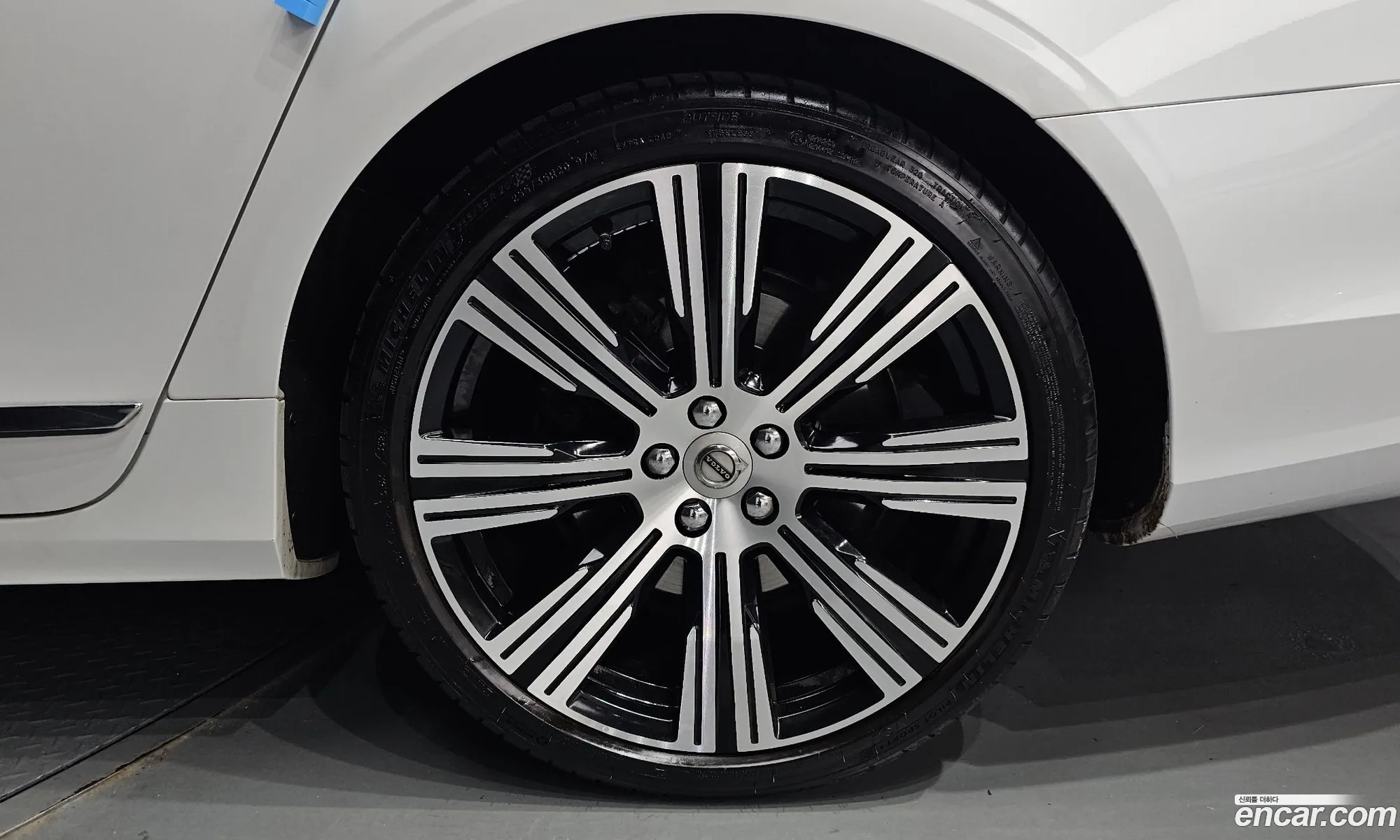Volvo S90 2022 LVYPT062CNP270590 — 31