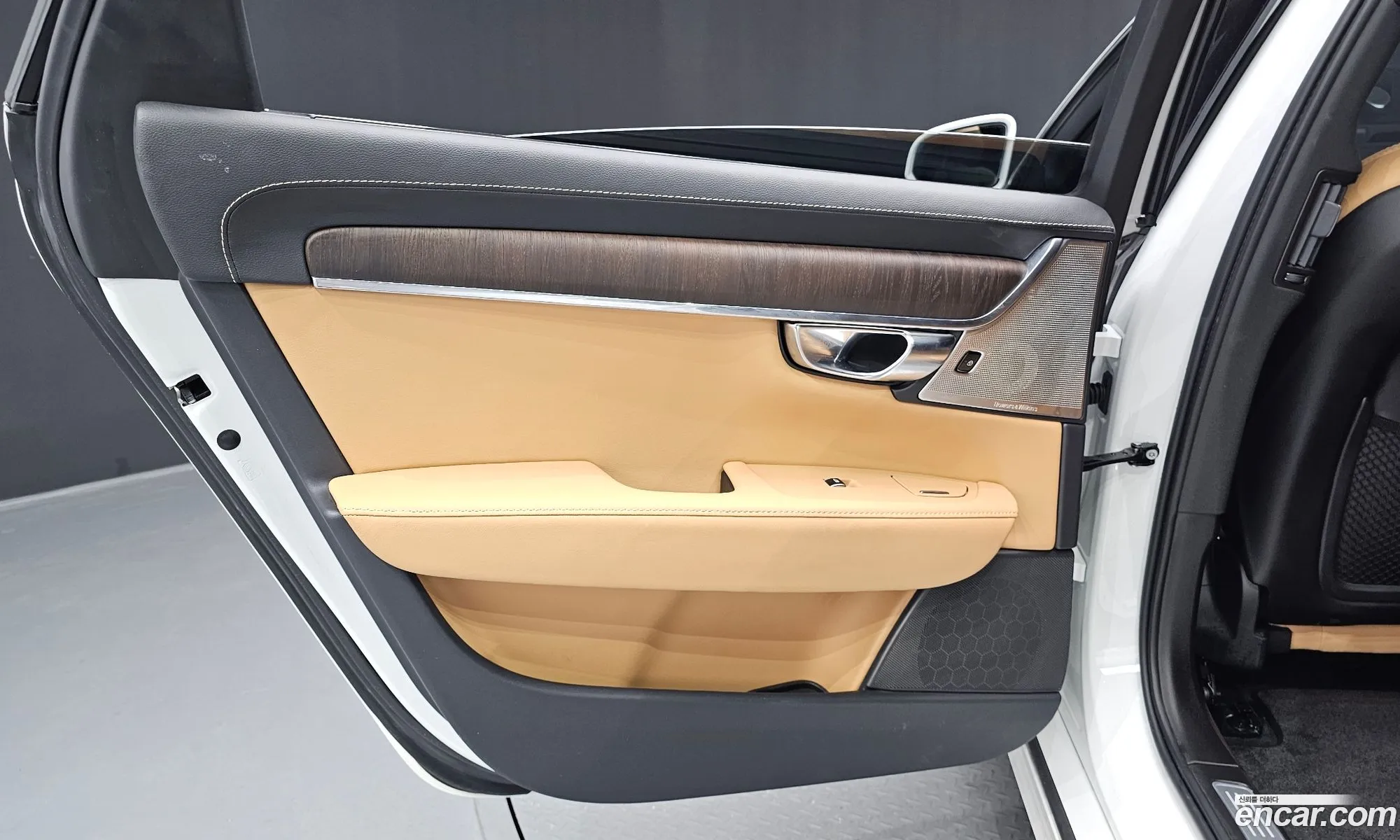 Volvo S90 2022 LVYPT062CNP270590 — 30