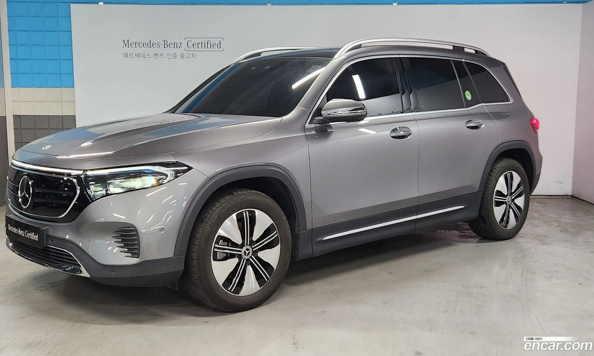 Mercedes-Benz EQB X243 2023 — 20