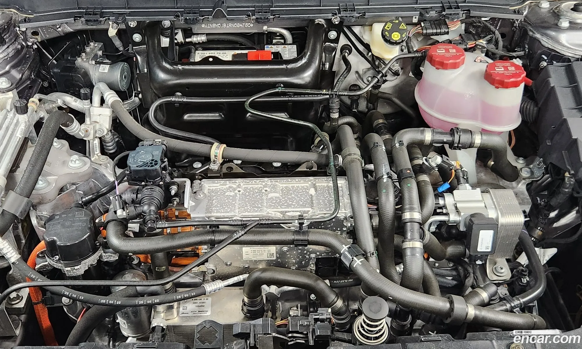 Mercedes-Benz EQB X243 2023 — 11