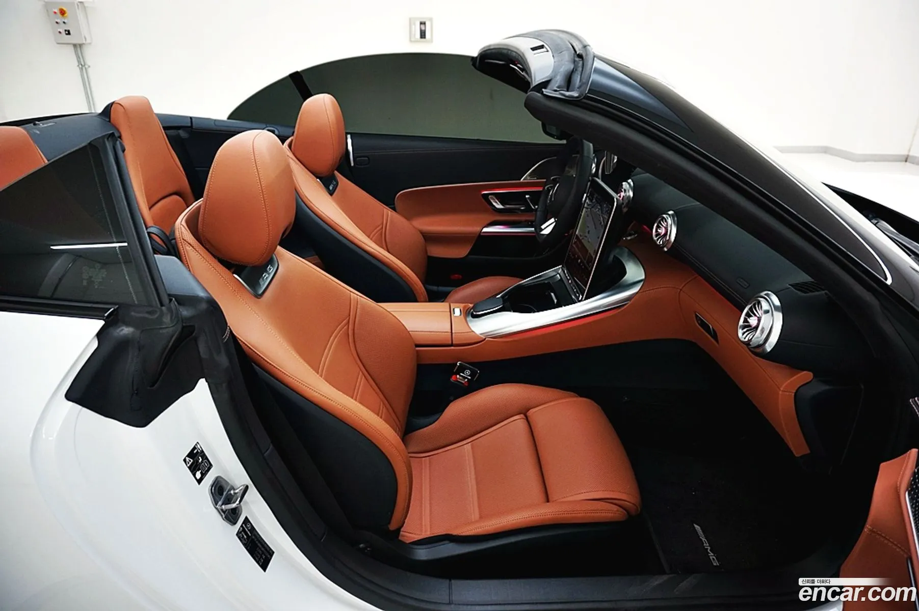 Mercedes-Benz SL-Class R232 2024 — 3