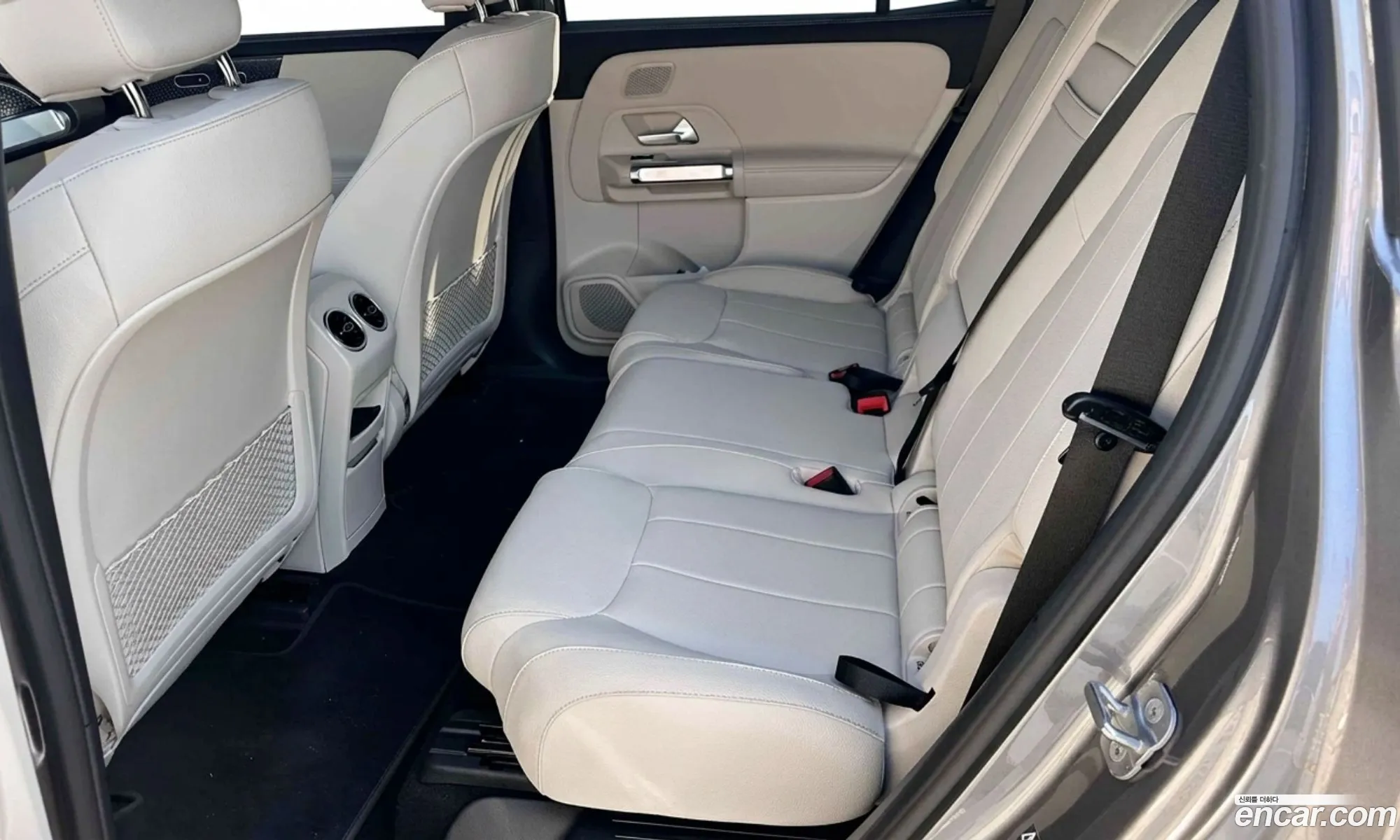 Mercedes-Benz EQB X243 2025 — 3