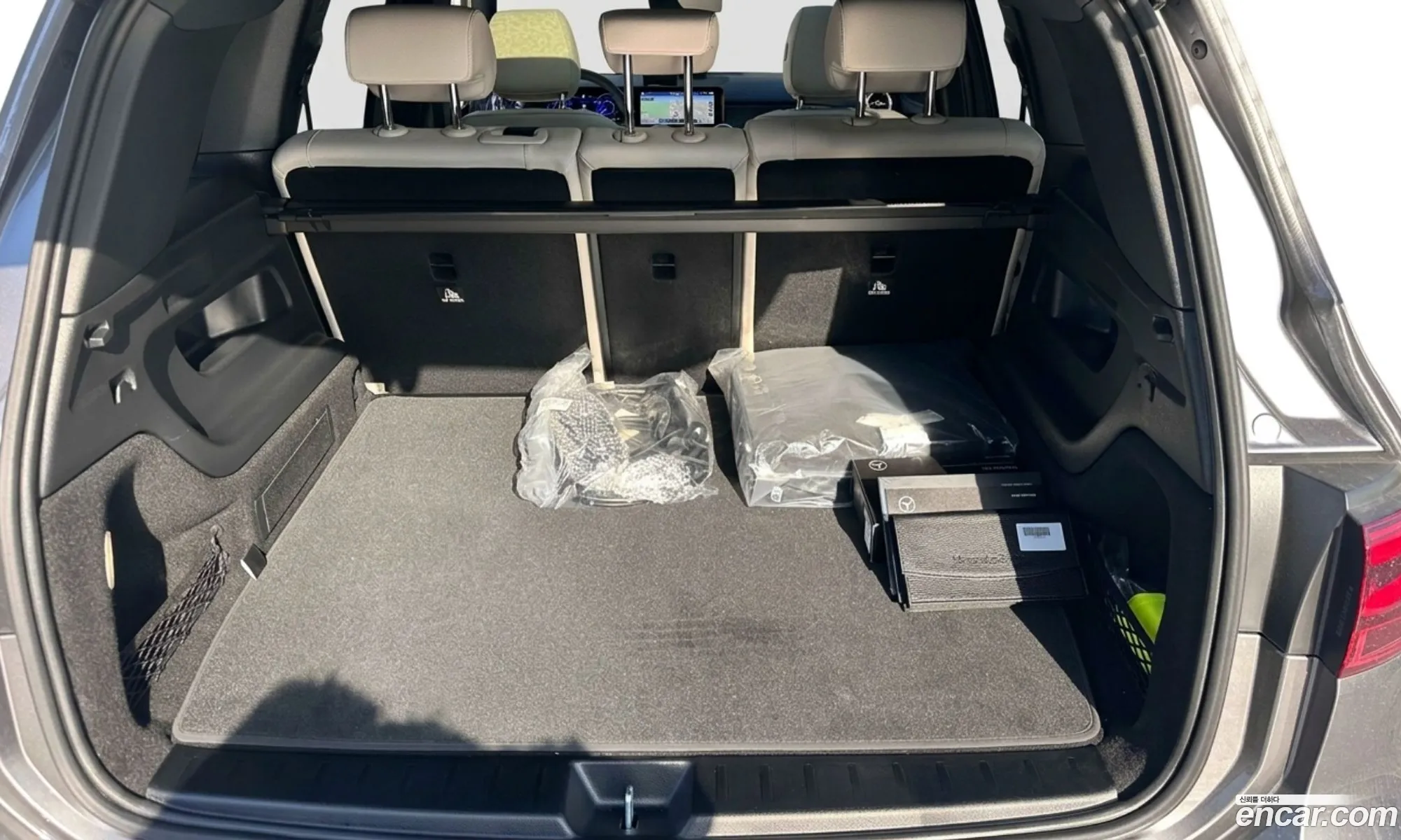 Mercedes-Benz EQB X243 2025 — 16