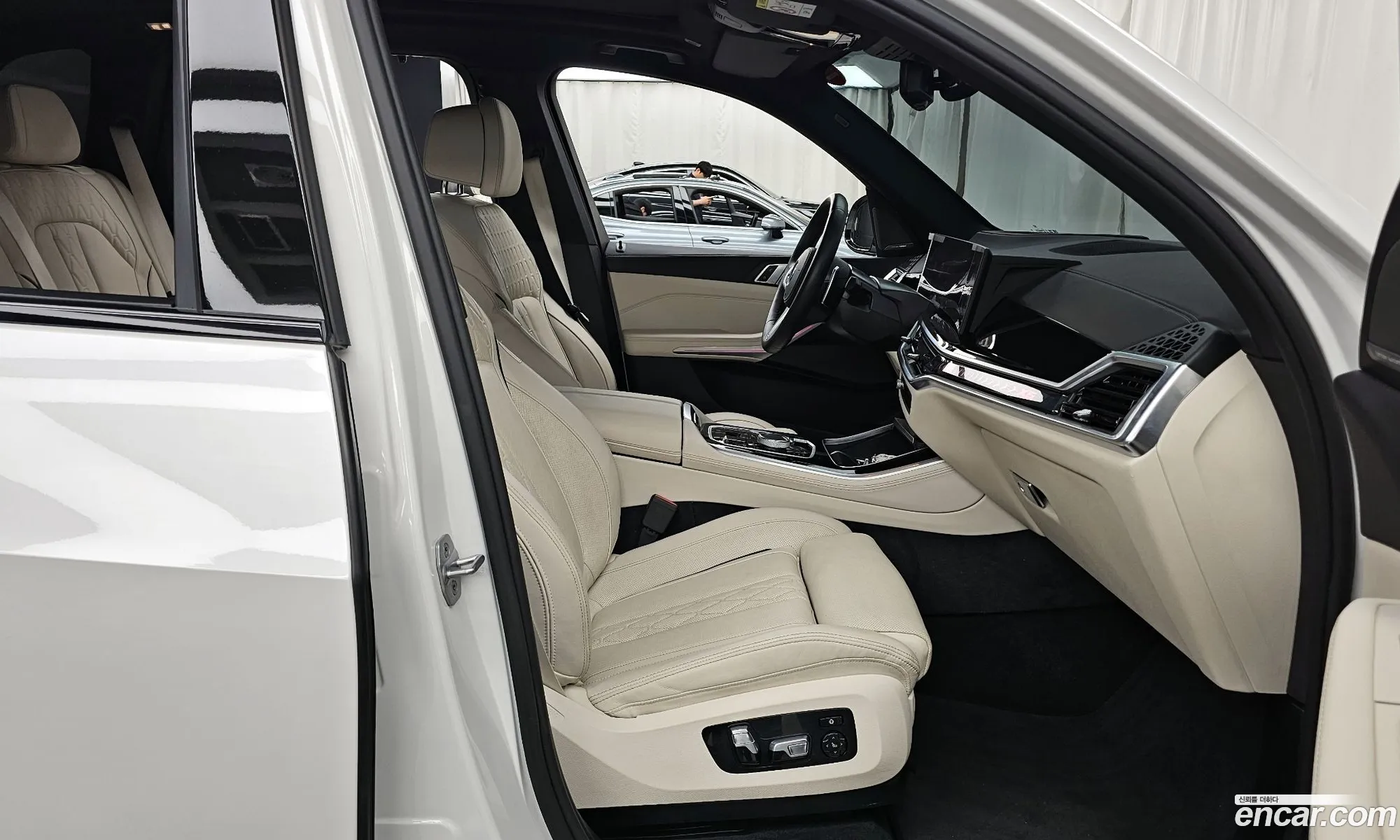BMW X5 2025 WBA21EU08S9111601 — 30