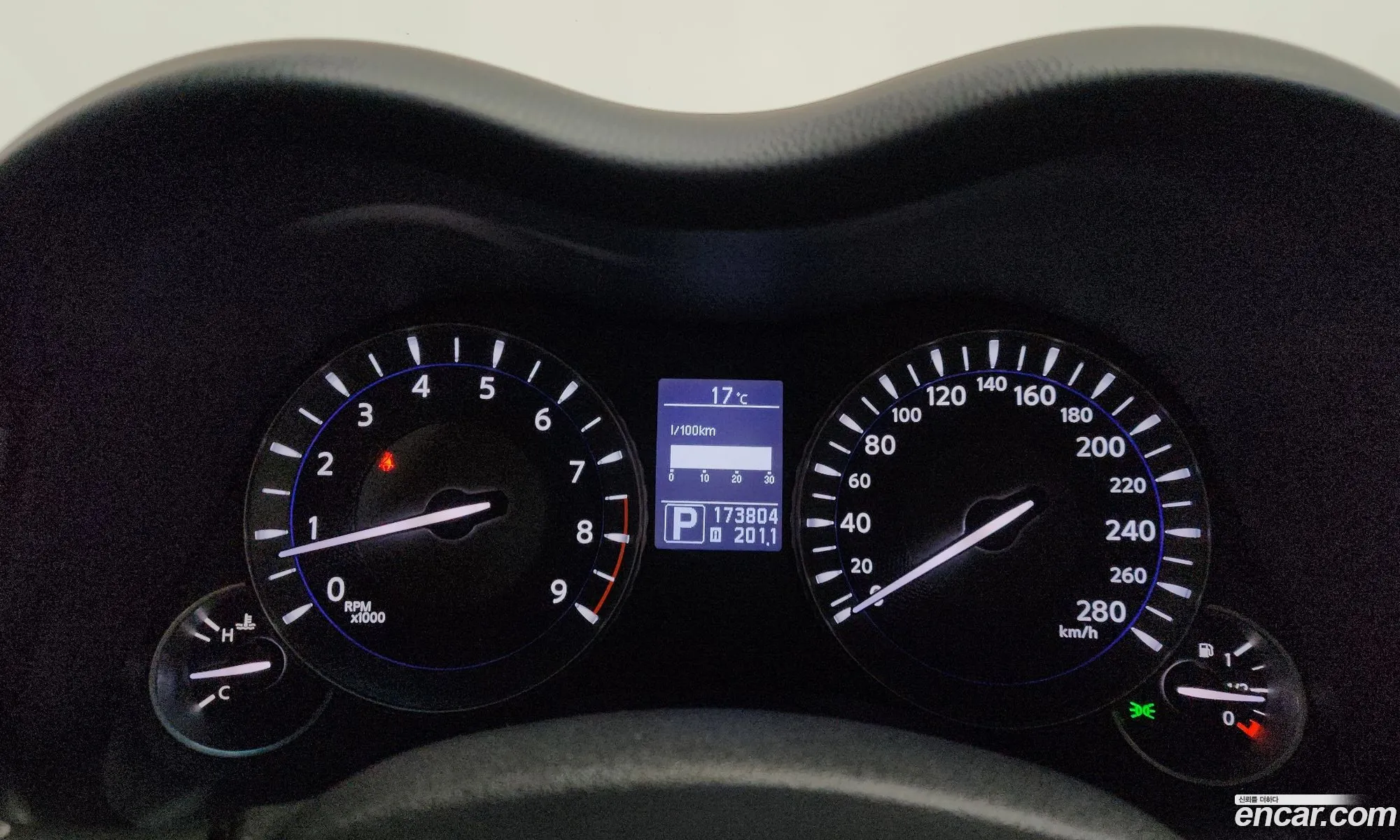 Infiniti Q70