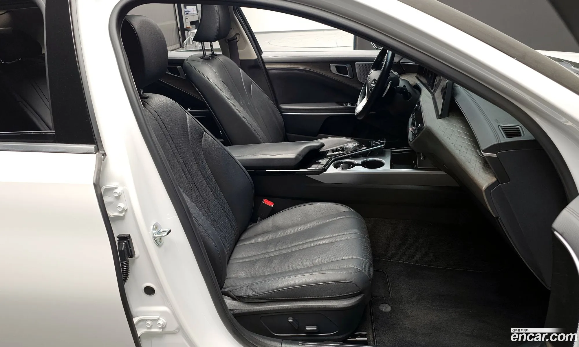 Kia K8 2021 — 13